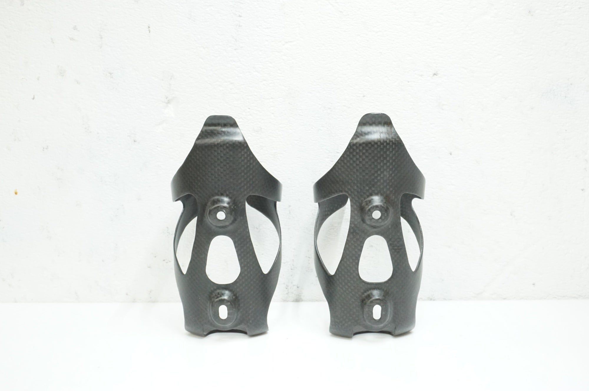 BLACKBURN 「ブラックバーン」 CAMBER CF 51g ボトルケージセット / 大宮店