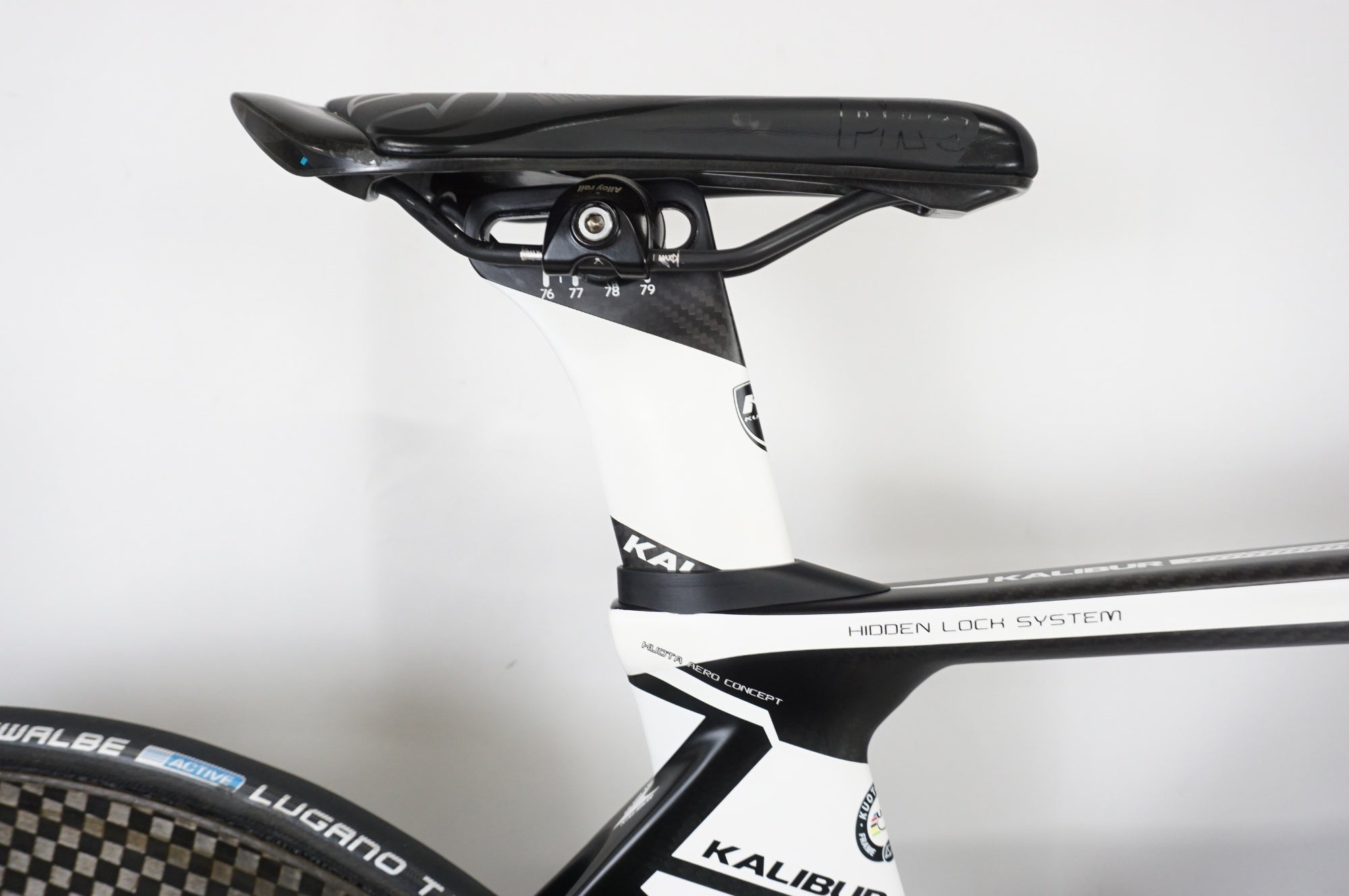 KUOTA 「クオタ」 KALIBUR 2016年モデル ロードバイク / バイチャリ浦和ベース