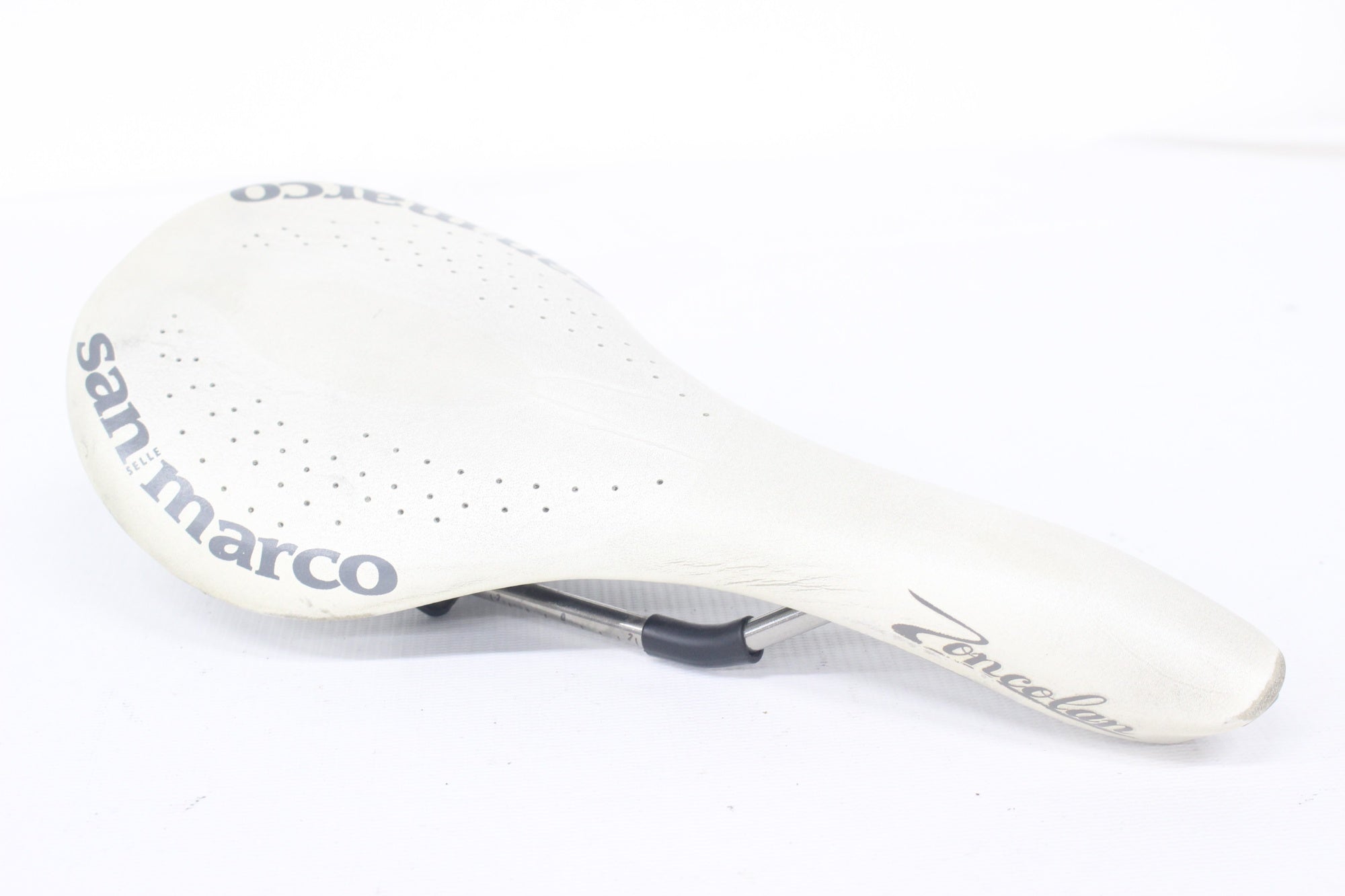 SELLE SANMARCO 「セラサンマルコ」 Zoncolan サドル / 阪急塚口