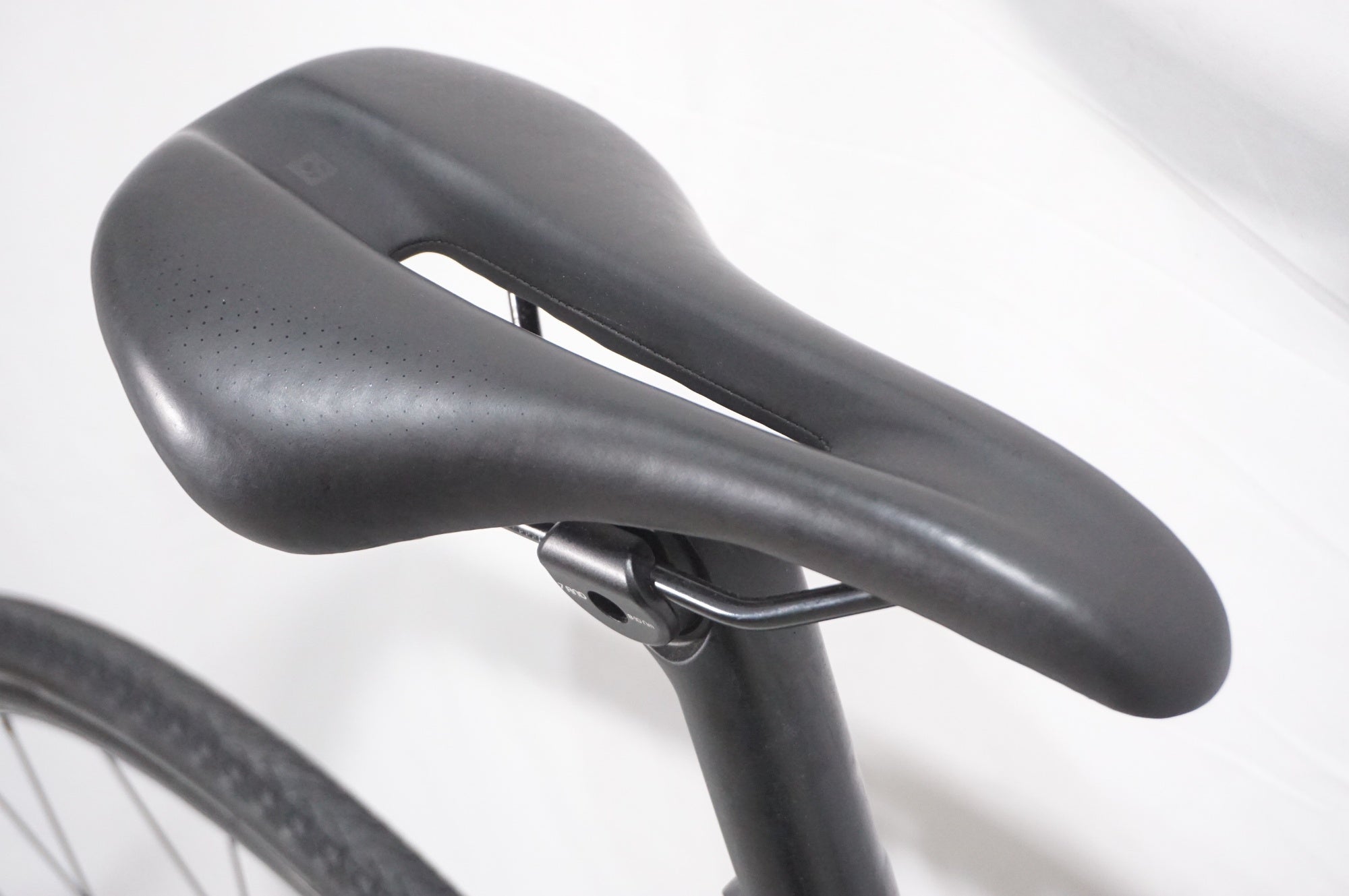 TREK 「トレック」 EMONDA SL5 DISC 2021年モデル ロードバイク / AKIBA店