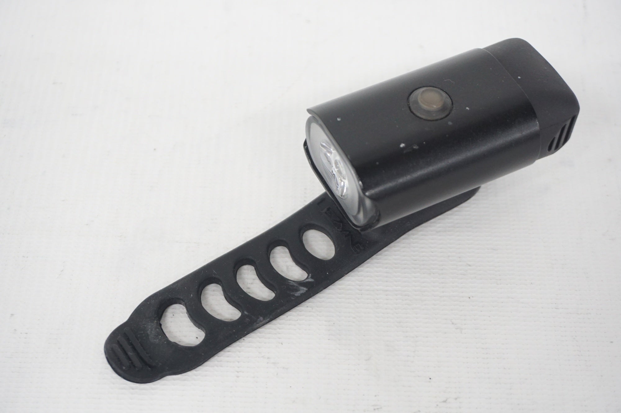 LEZYNE 「レザイン」 400XL フロントライト / 阪急塚口店