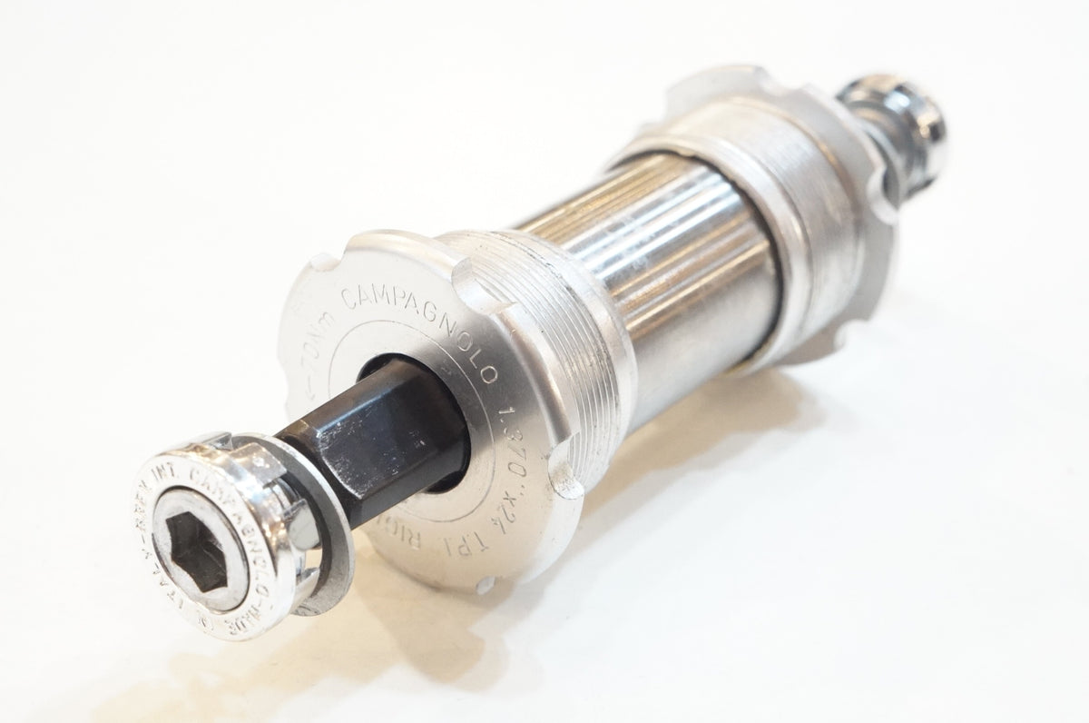 CAMPAGNOLO 「カンパニョーロ」 ボトムブラケット / 浦和ベース