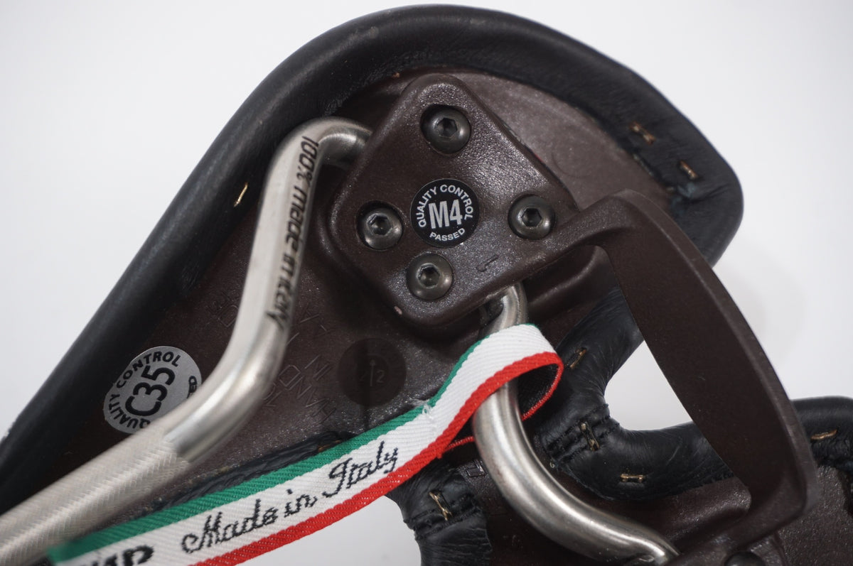 SELLE SMP 「セライタリア」 COMPOSIT サドル / AKIBA店