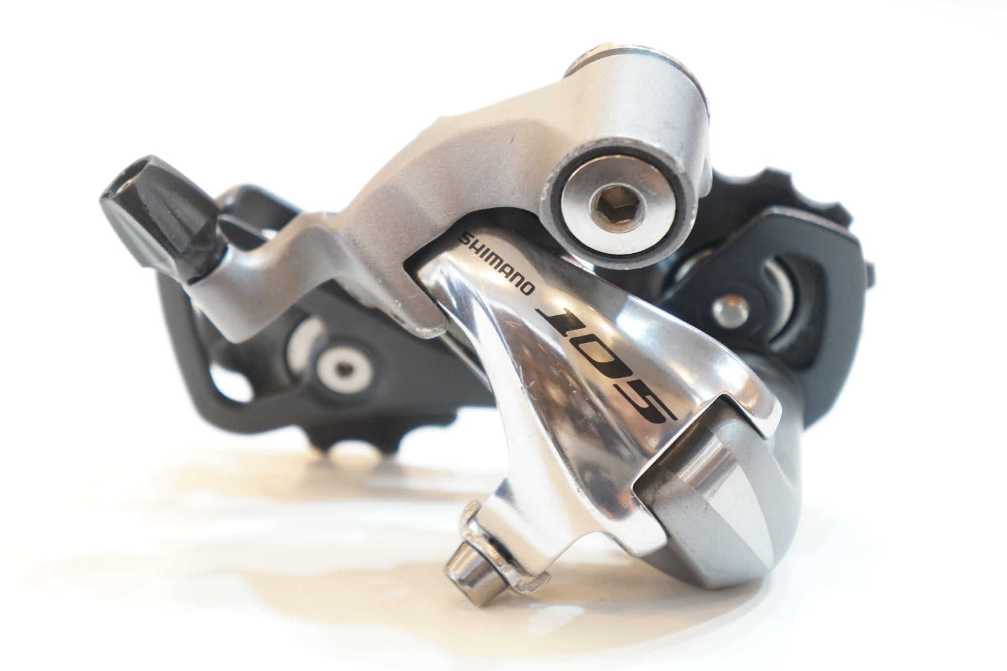 SHIMANO 「シマノ」 105 RD-5700 リアディレイラー / バイチャリ浦和ベース