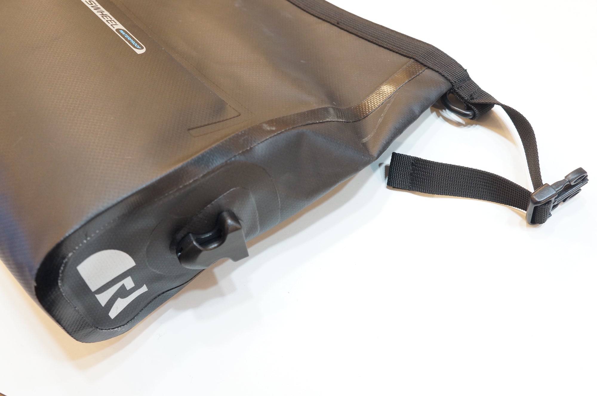 ROSWHEEL 「ロスウィール」 フロントバッグ / バイチャリ浦和ベース