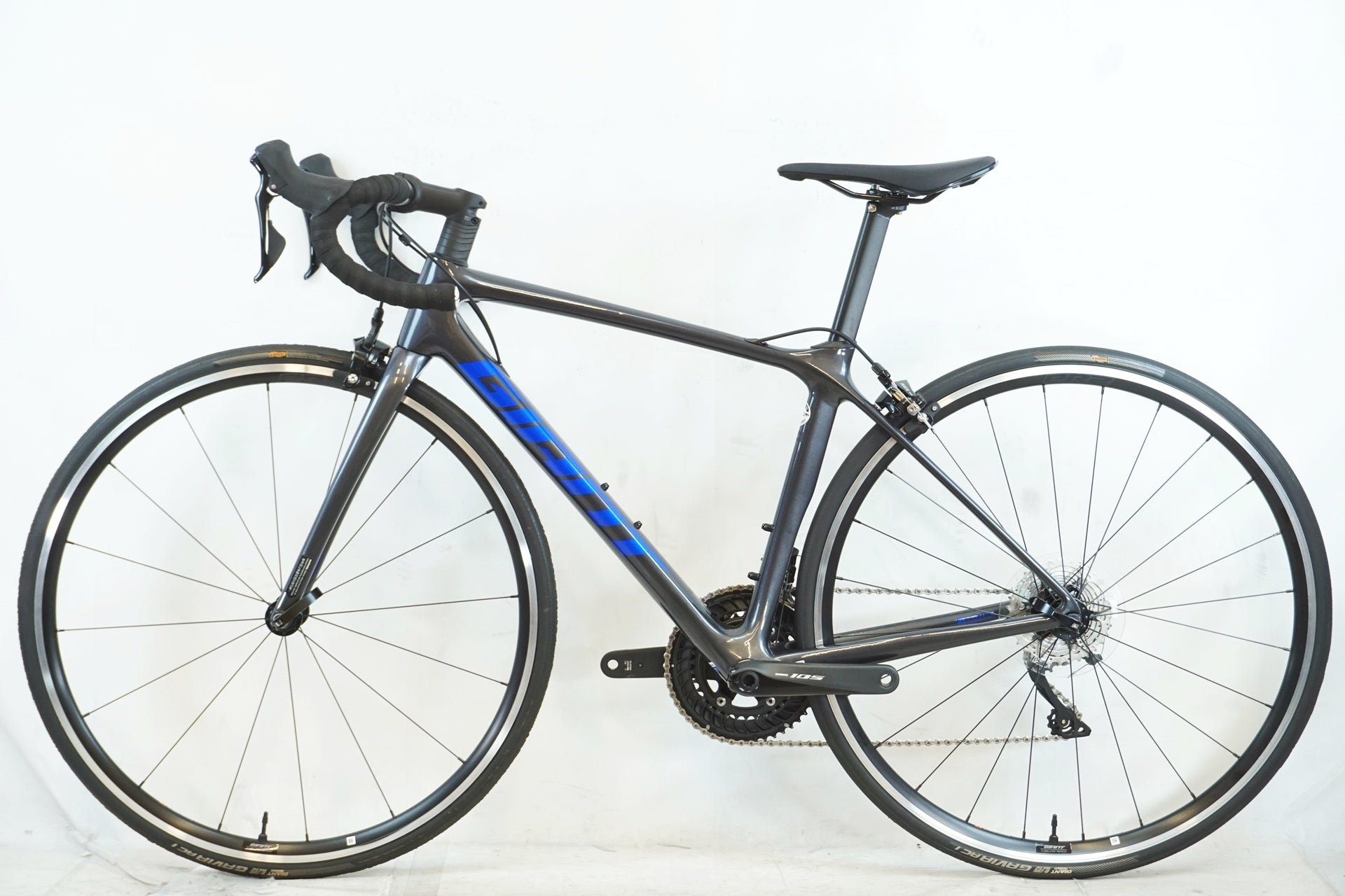 GIANT 「ジャイアント」 TCR ADVANCED 2 KOM 2023年モデル ロードバイク / 有明ガーデン店