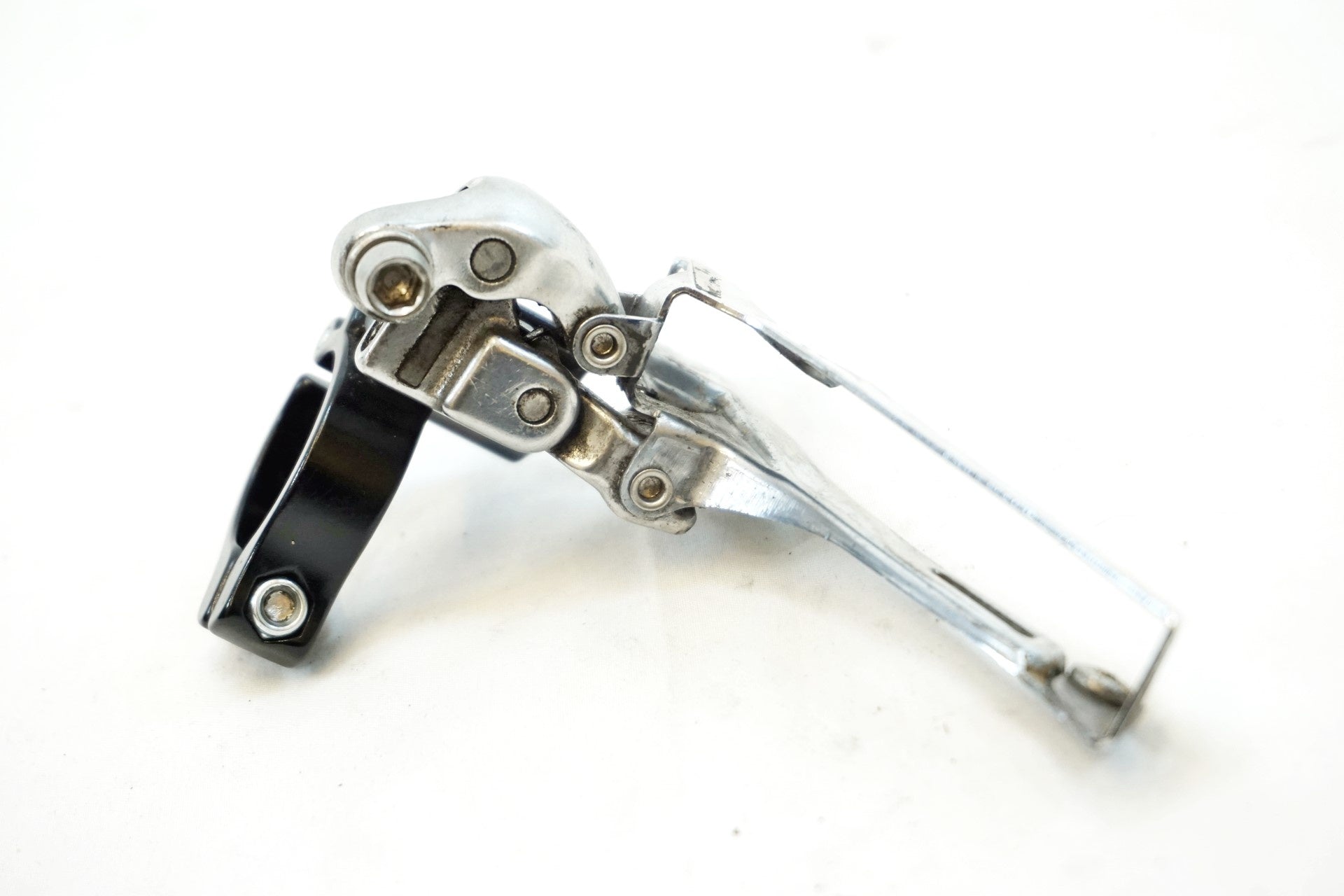 SHIMANO 「シマノ」 105 FD-5600 フロントディレイラー / 有明ガーデン店