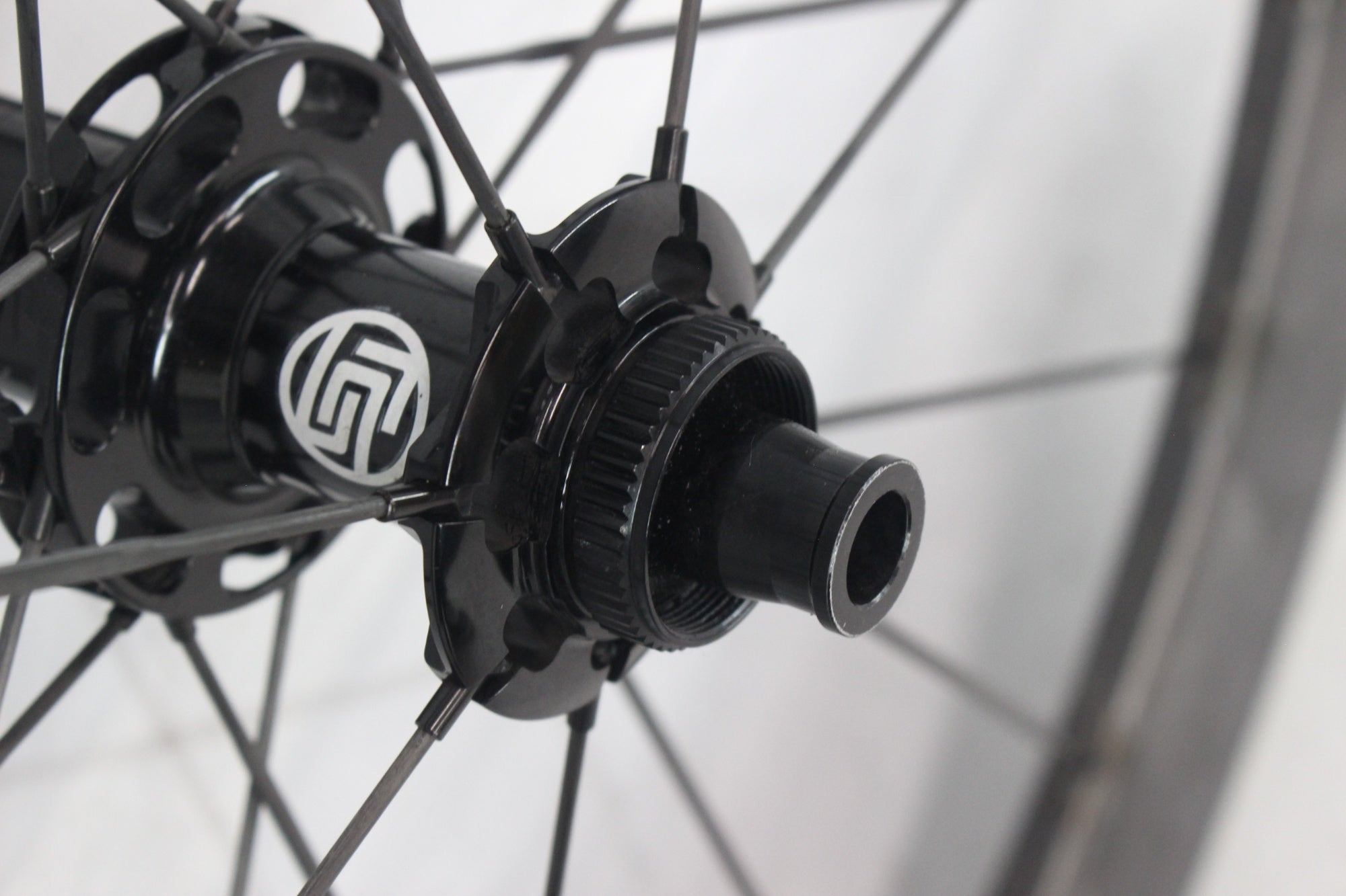 LUN 「ルン」 HYPER D45 DISC シマノ11速 ホイールセット / 阪急塚口店