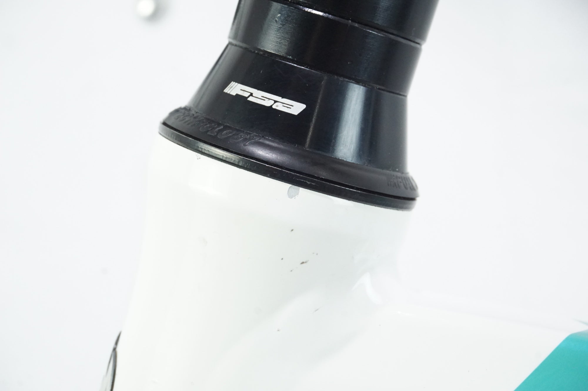 BIANCHI 「ビアンキ」 CAMALEONTE SPORT DUE 2013年モデル クロスバイク / 中目黒店