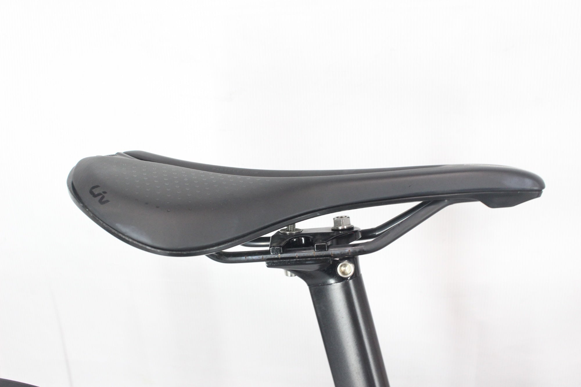 GIANT 「ジャイアント」 LIV LANGMA ADVANCED3 QOM 2023年モデル ロードバイク / 阪急塚口店