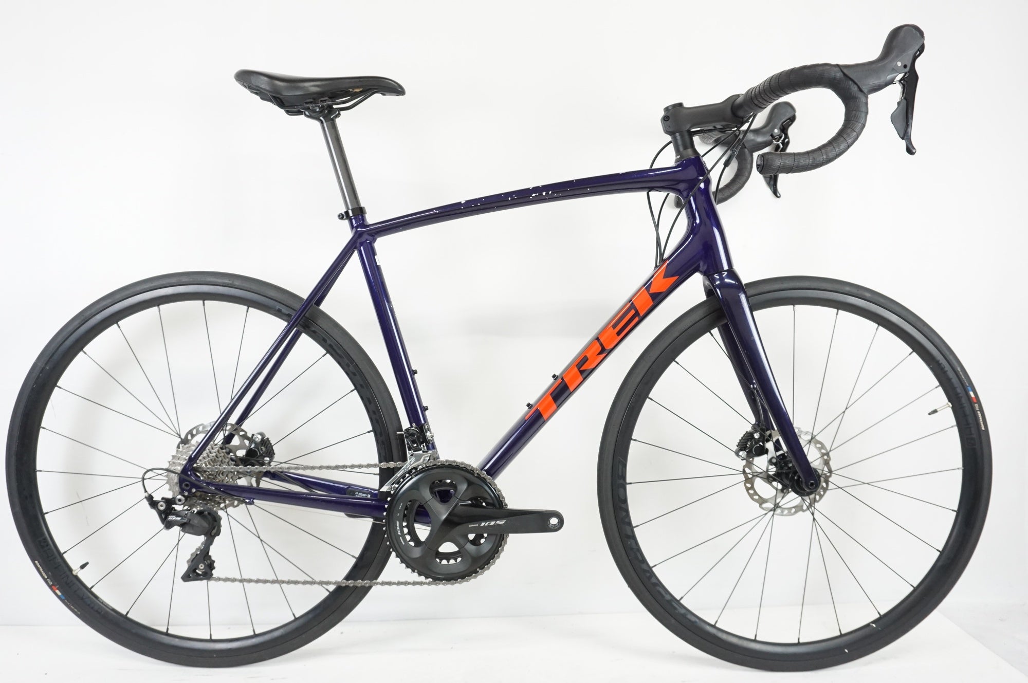 TREK 「トレック」 EMONDA ALR5 DISC 2022年モデル ロードバイク