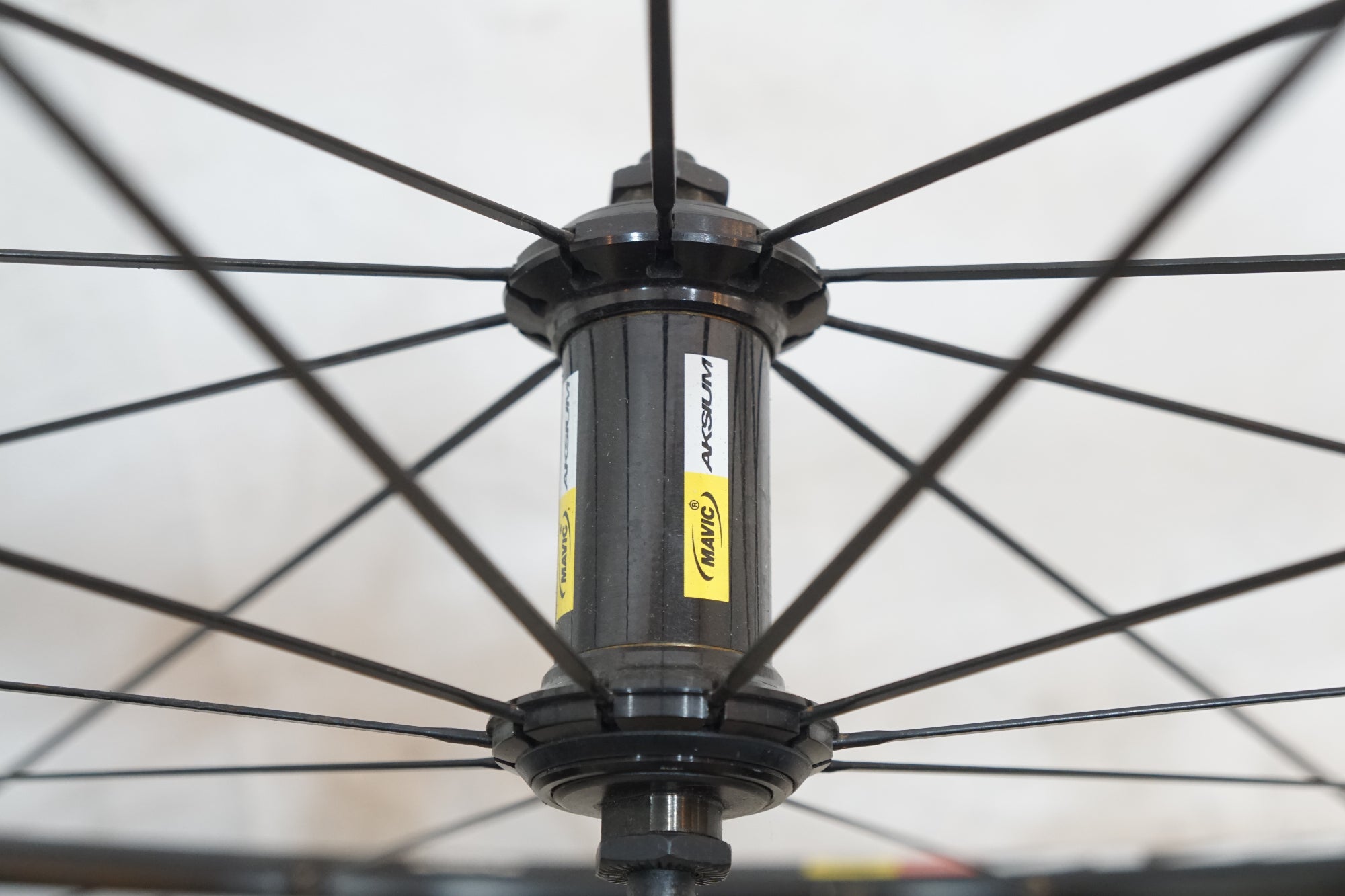 MAVIC 「マビック」 AKSIUM シマノ11速 ホイールセット / バイチャリ浦和ベース