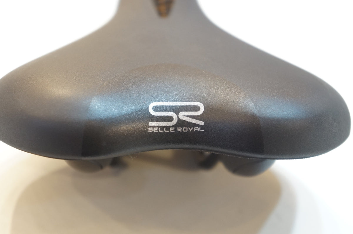 SELLE ROYAL 「セラロイヤル」 LOOKIN サドル / 浦和ベース