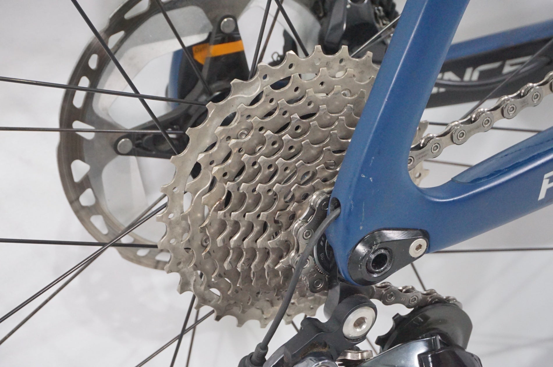 PINARELLO 「ピナレロ」 PRINCE 2021年カスタム ロードバイク / AKIBA店