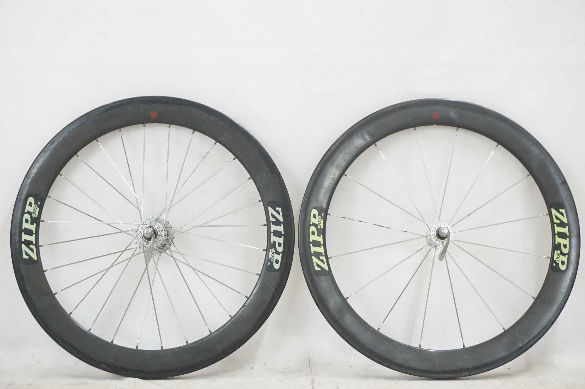 ZIPP 「ジップ」 400 TU シマノ8速 ホイールセット / 福岡店