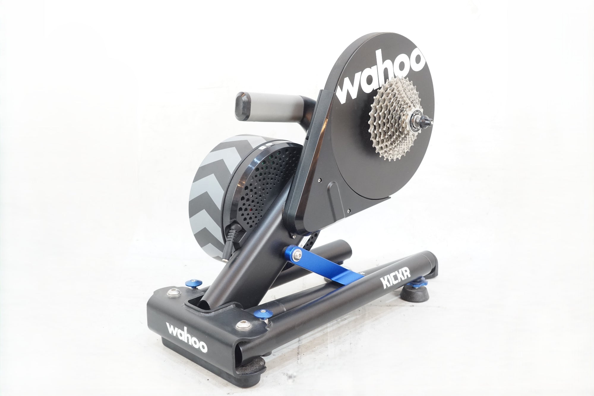 WAHOO 「ワフー」 KICKR V4 WF113 スマートトレーナー / バイチャリ浦和ベース