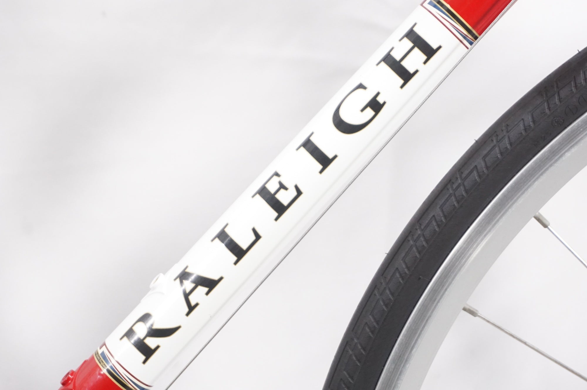 RALEIGH 「ラレー」 CRF CARLTON-F 2019年モデル ロードバイク / AKIBA店