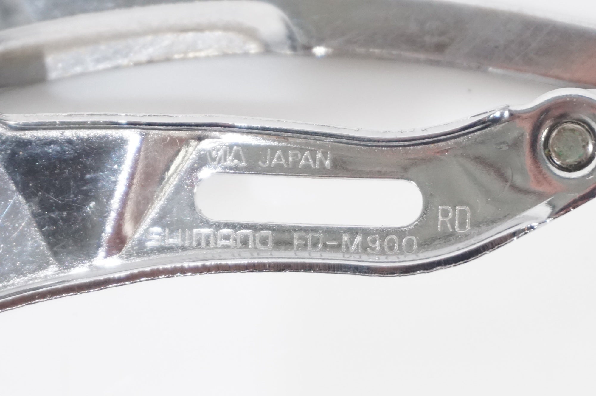 SHIMANO 「シマノ」 TR FD-M900 φ31.8 フロントディレイラー / AKIBA店