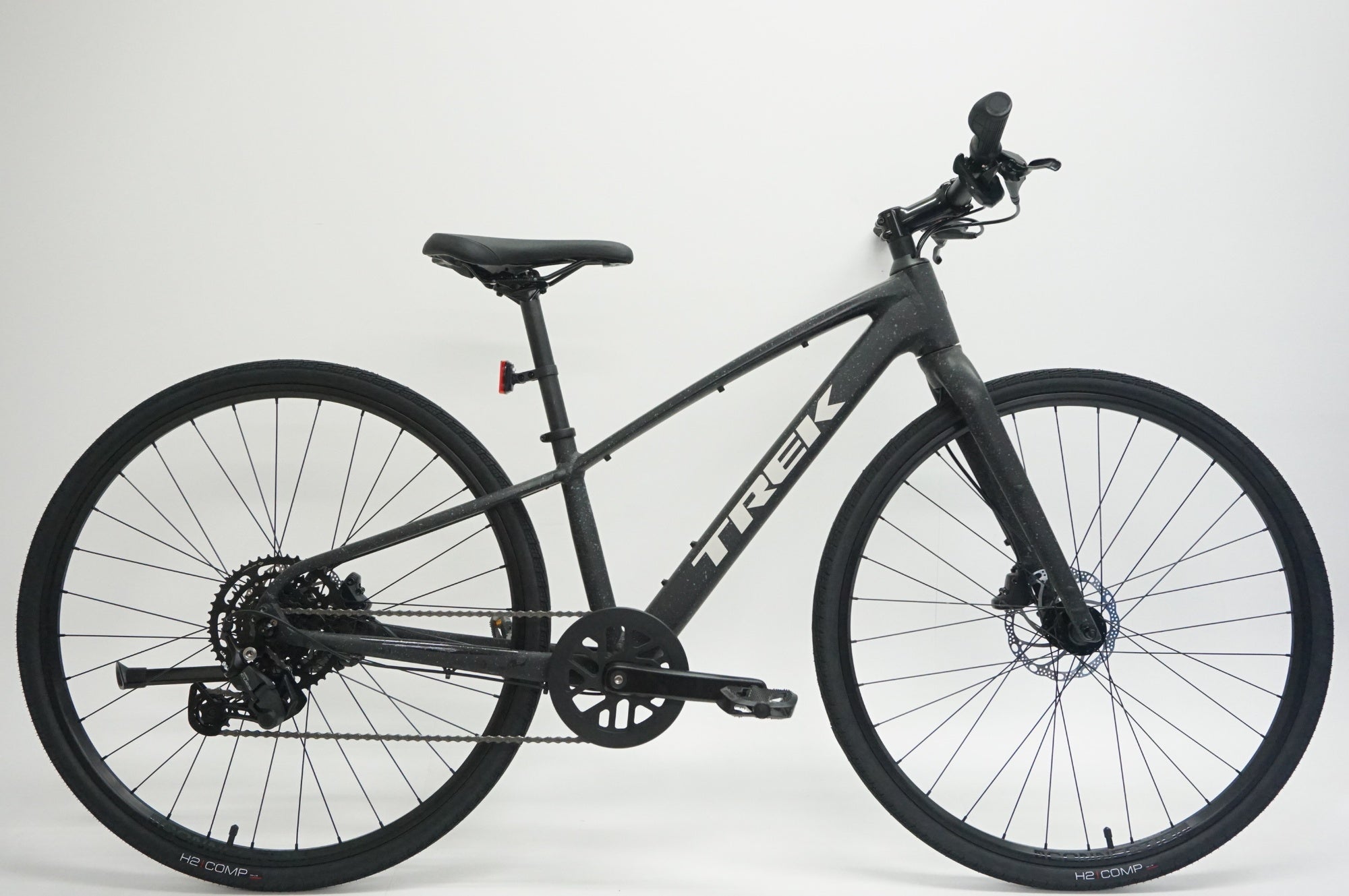 TREK 「トレック」 FX2 GEN4 2025年モデル クロスバイク / 福岡店