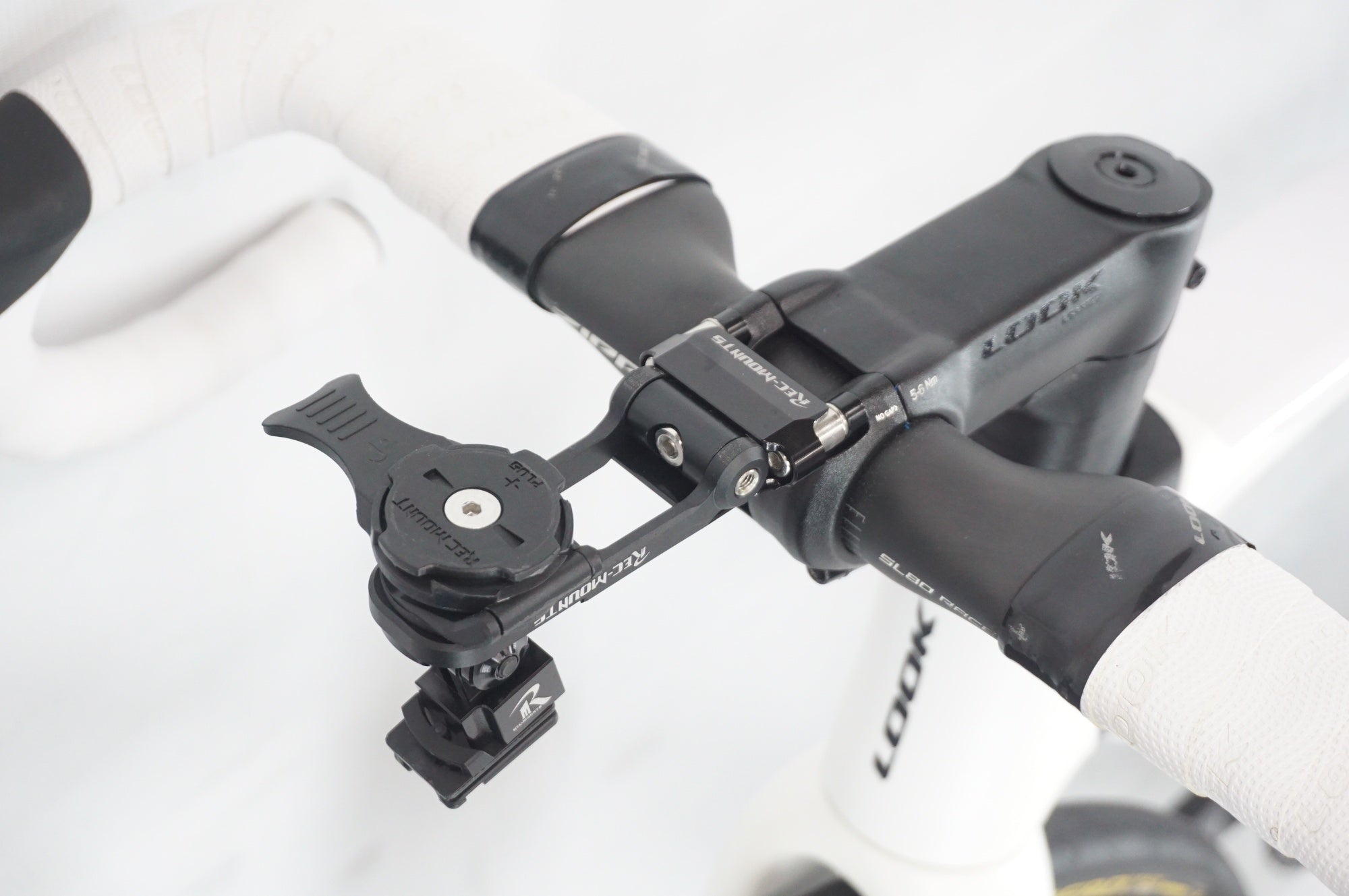 LOOK 「ルック」 785 HUEZ2 DISC ULTEGRA R8100 Di2 2025年モデル ロードバイク / 阪急塚口店