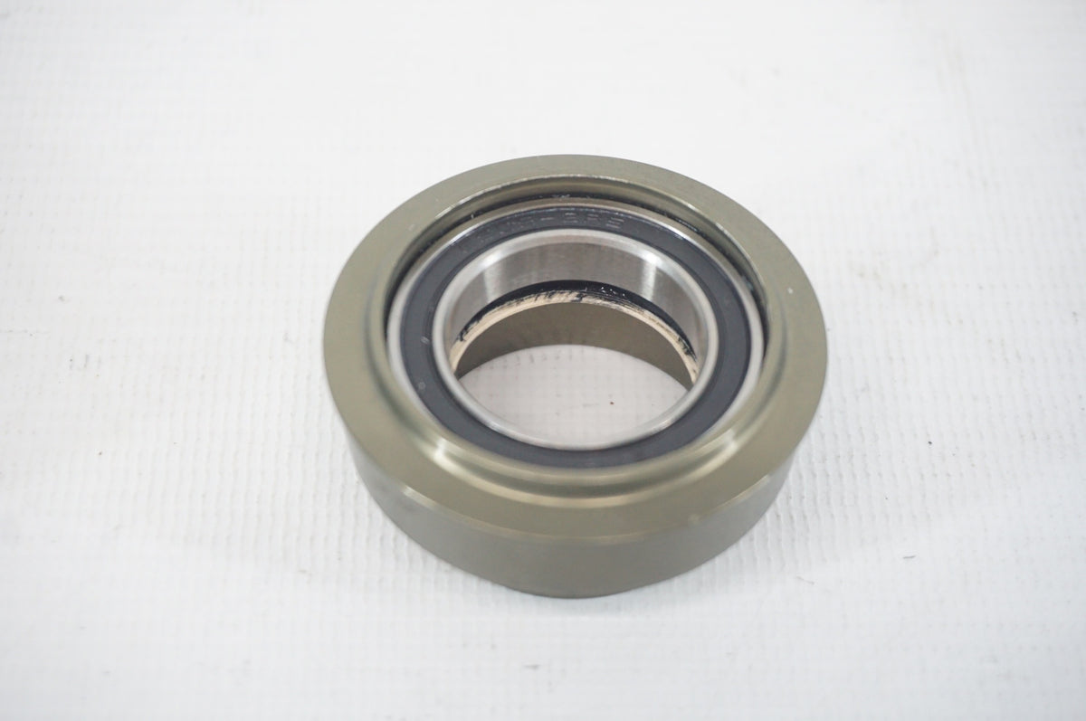 CAMPAGNOLO 「カンパニョーロ」 IC13-PT46 BB30アダプタ/ 阪急塚口店