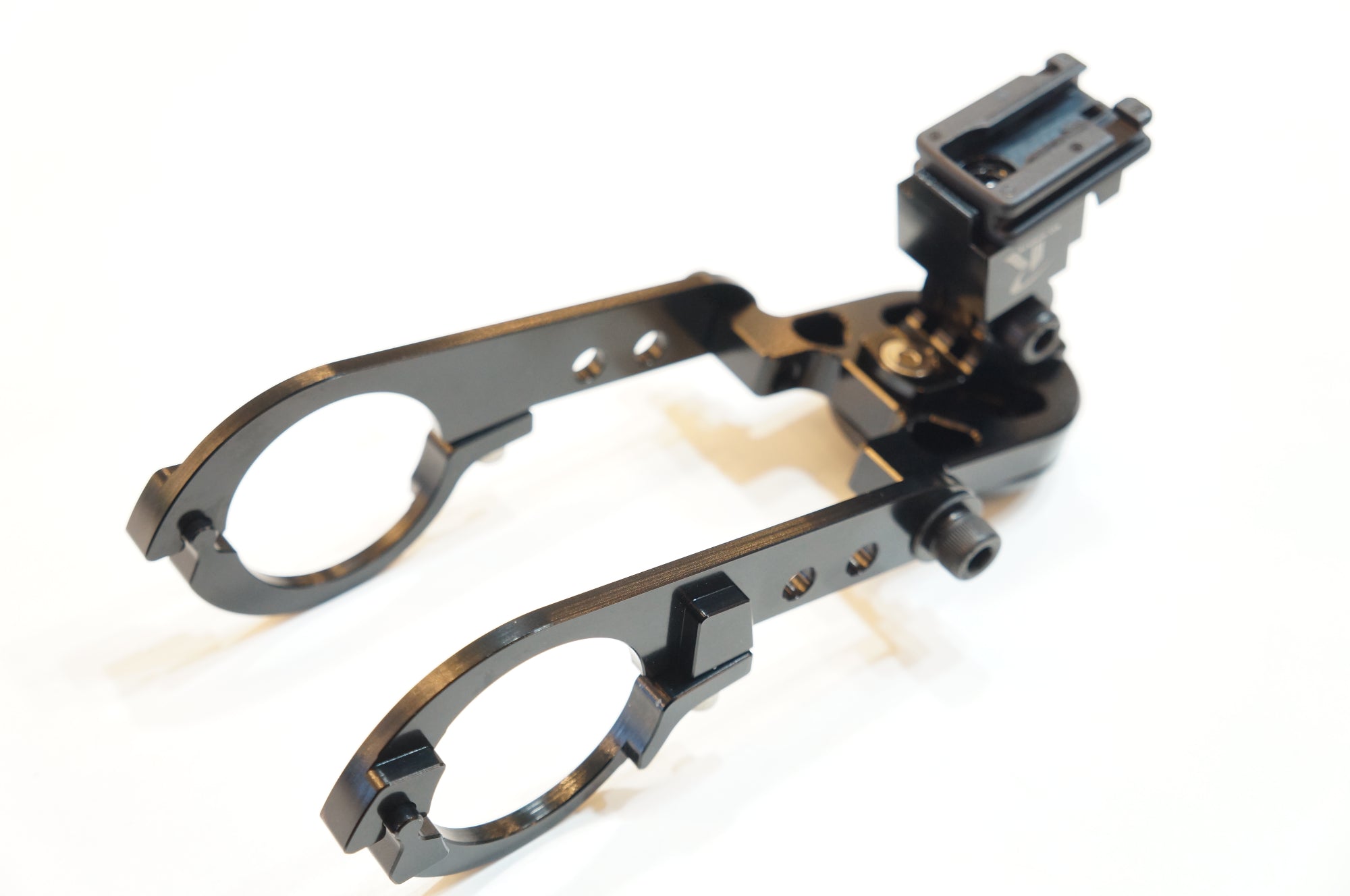 CATEYE 「キャットアイ」 VOLT 400 フロントライト REC MOUNTS付 / バイチャリ浦和ベース