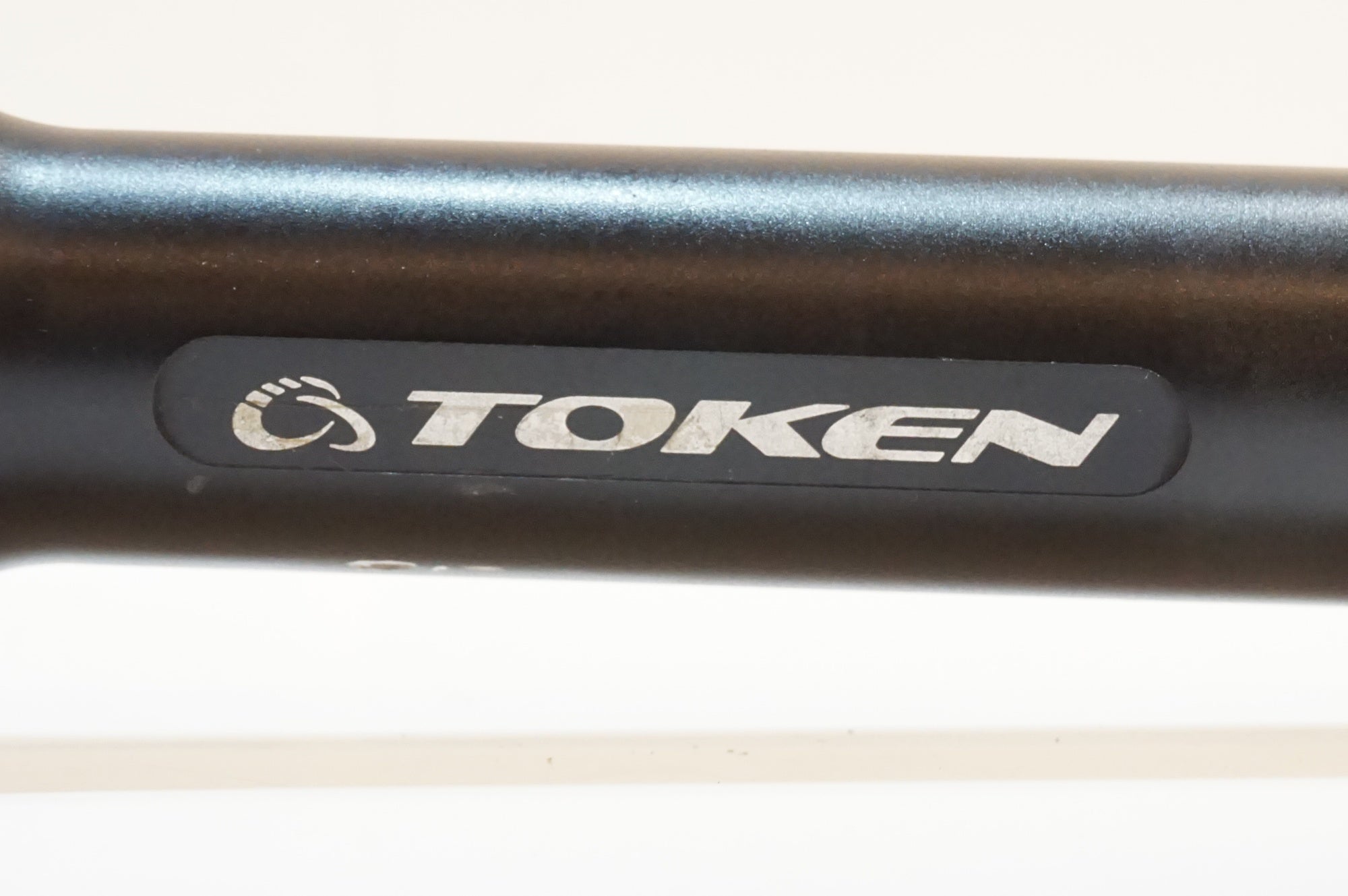 TOKEN 「トーケン」 350mm φ30.9 シートポスト / 浦和ベース