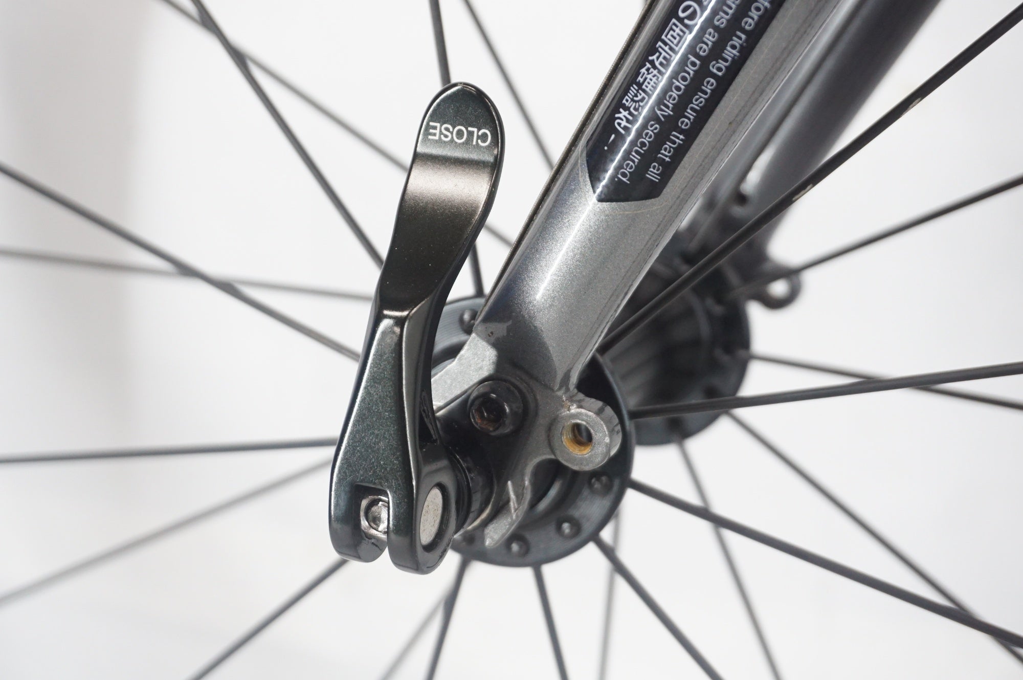 GIANT 「ジャイアント」 ESCAPE R3 2020年モデル クロスバイク / 阪急塚口店