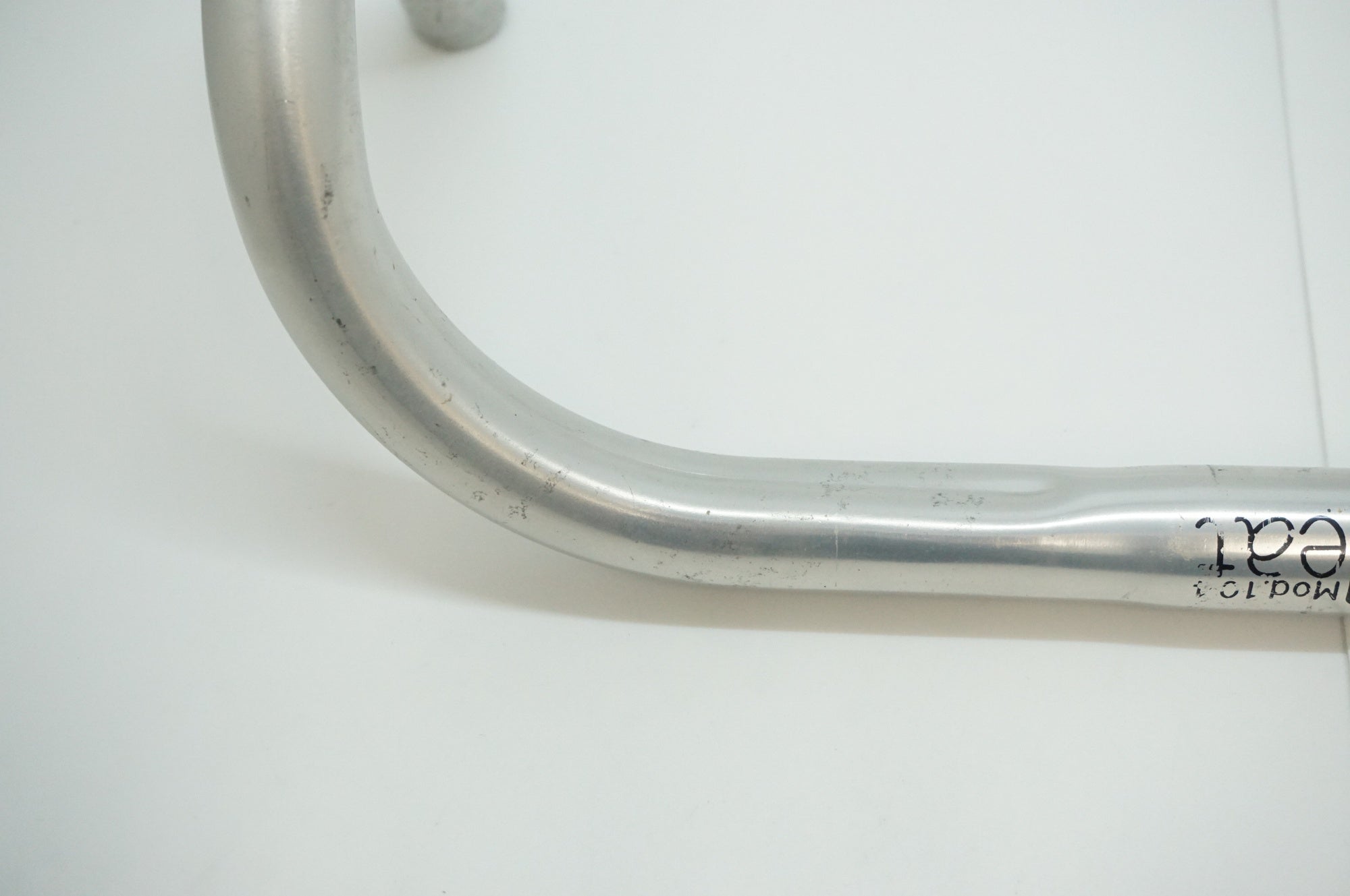 NITTO 「ニットー」 NEAT MOD.104 φ26.0 420mm ハンドル / 福岡店