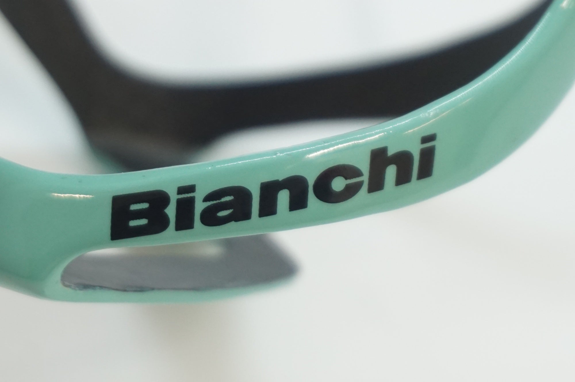 BIANCHI 「ビアンキ」 PERFORMANCE CARBON ボトルケージ / 福岡店