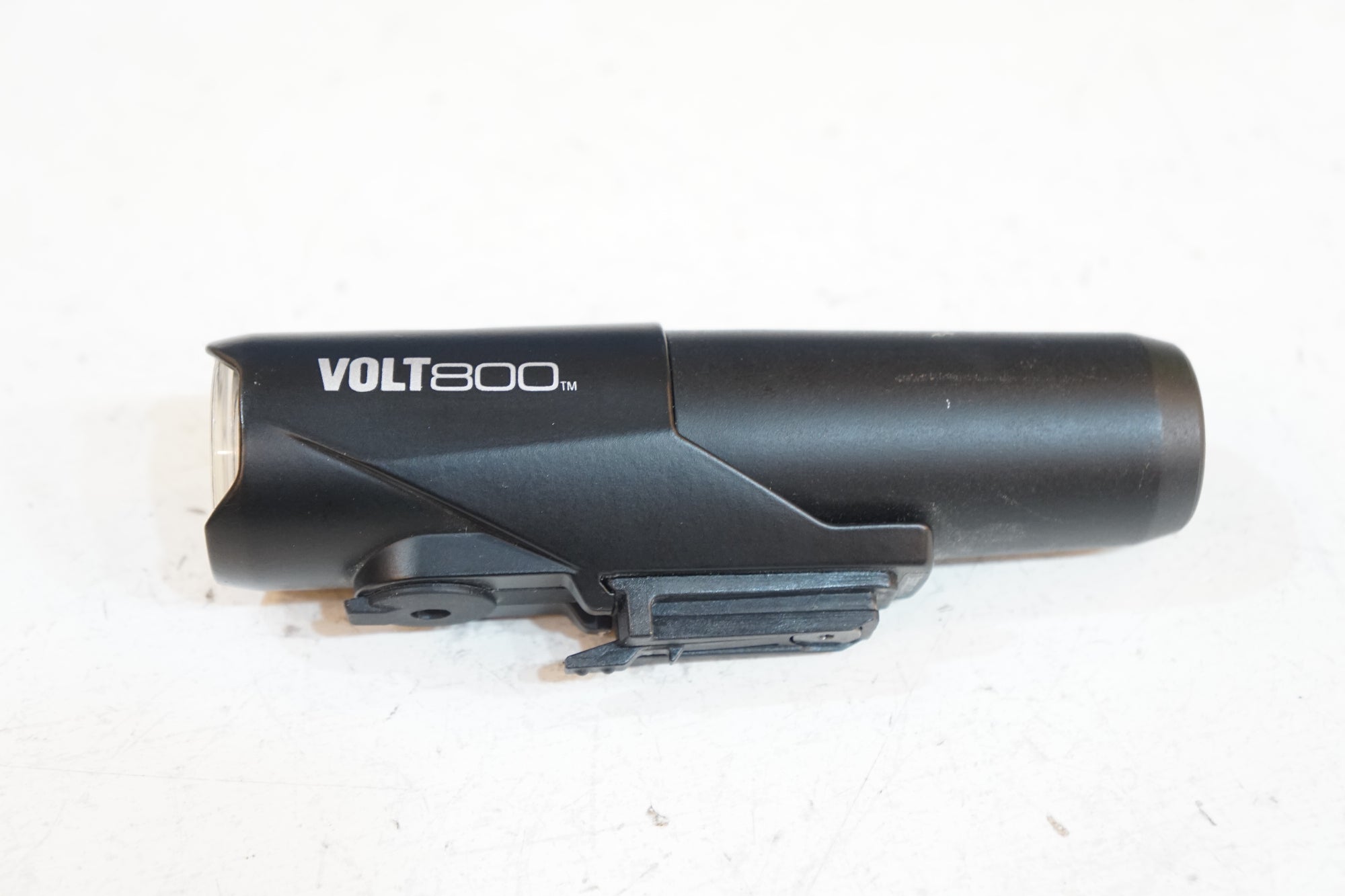 CATEYE 「キャットアイ」 VOLT800 フロントライト / バイチャリ浦和ベース