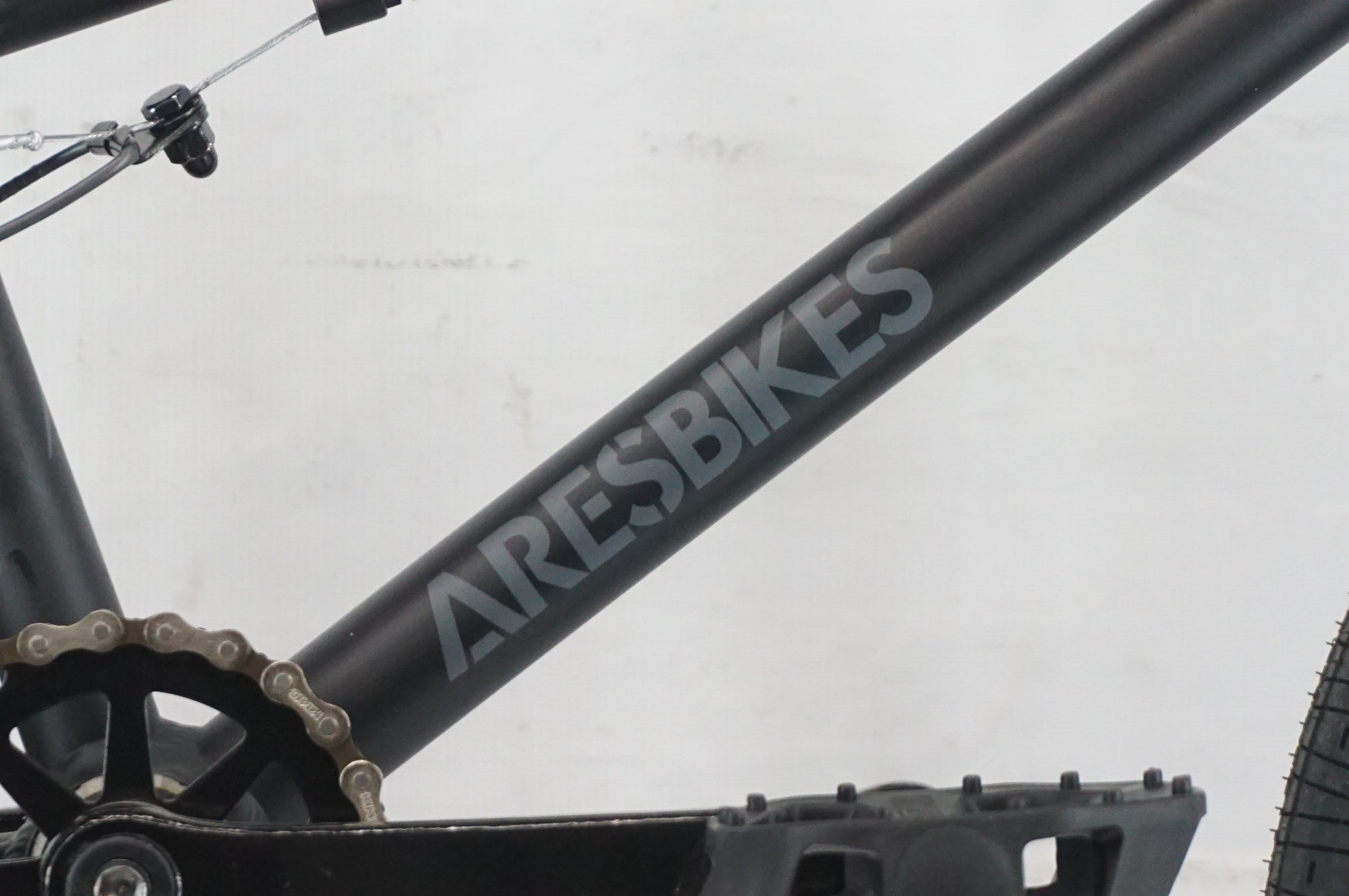 ARESBIKES 「アーレスバイク」 ADIT 2022年モデル キッズバイク / 阪急塚口店