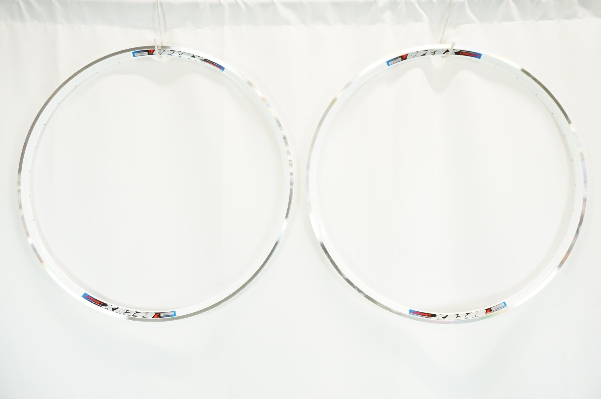 ピスト XKEYMET XR240 手組ホイール前後セット ピスト XKEYMET XR240 手組ホイール前後セット ピスト XKEYMET XR240