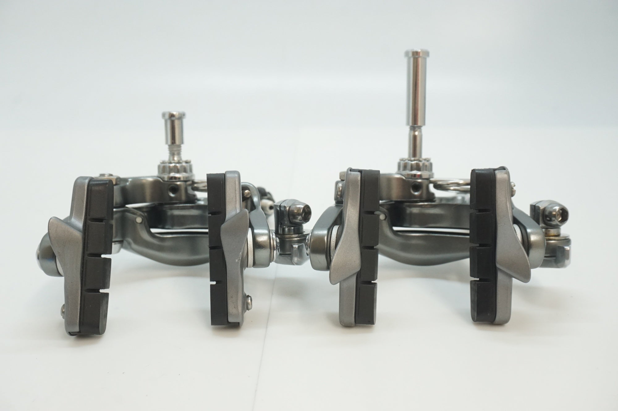 SHIMANO 「シマノ」 105 BR-5700 キャリパーブレーキセット / 福岡店