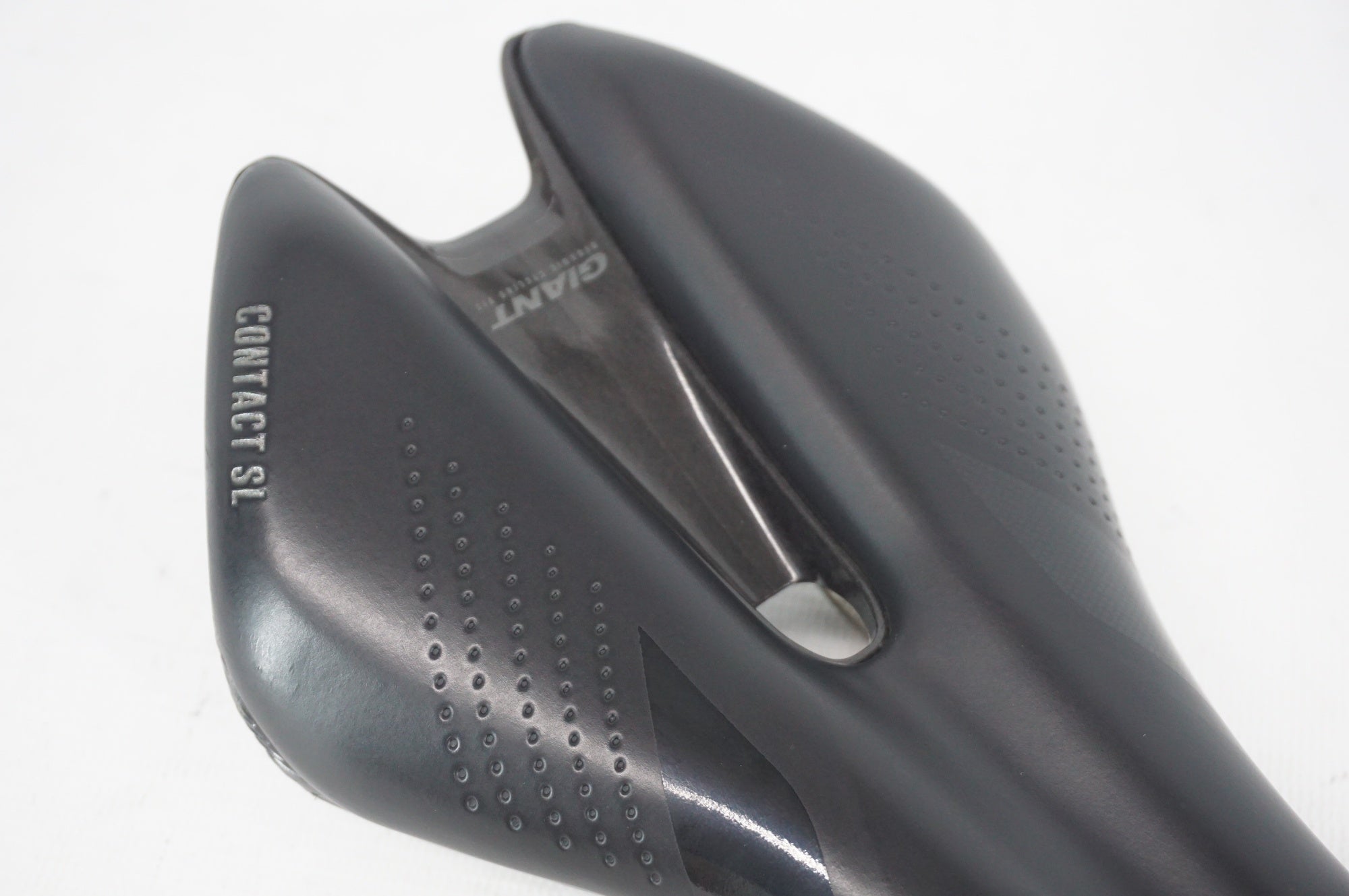 GIANT 「ジャイアント」 CONTACT SL FOWARD サドル / 阪急塚口店