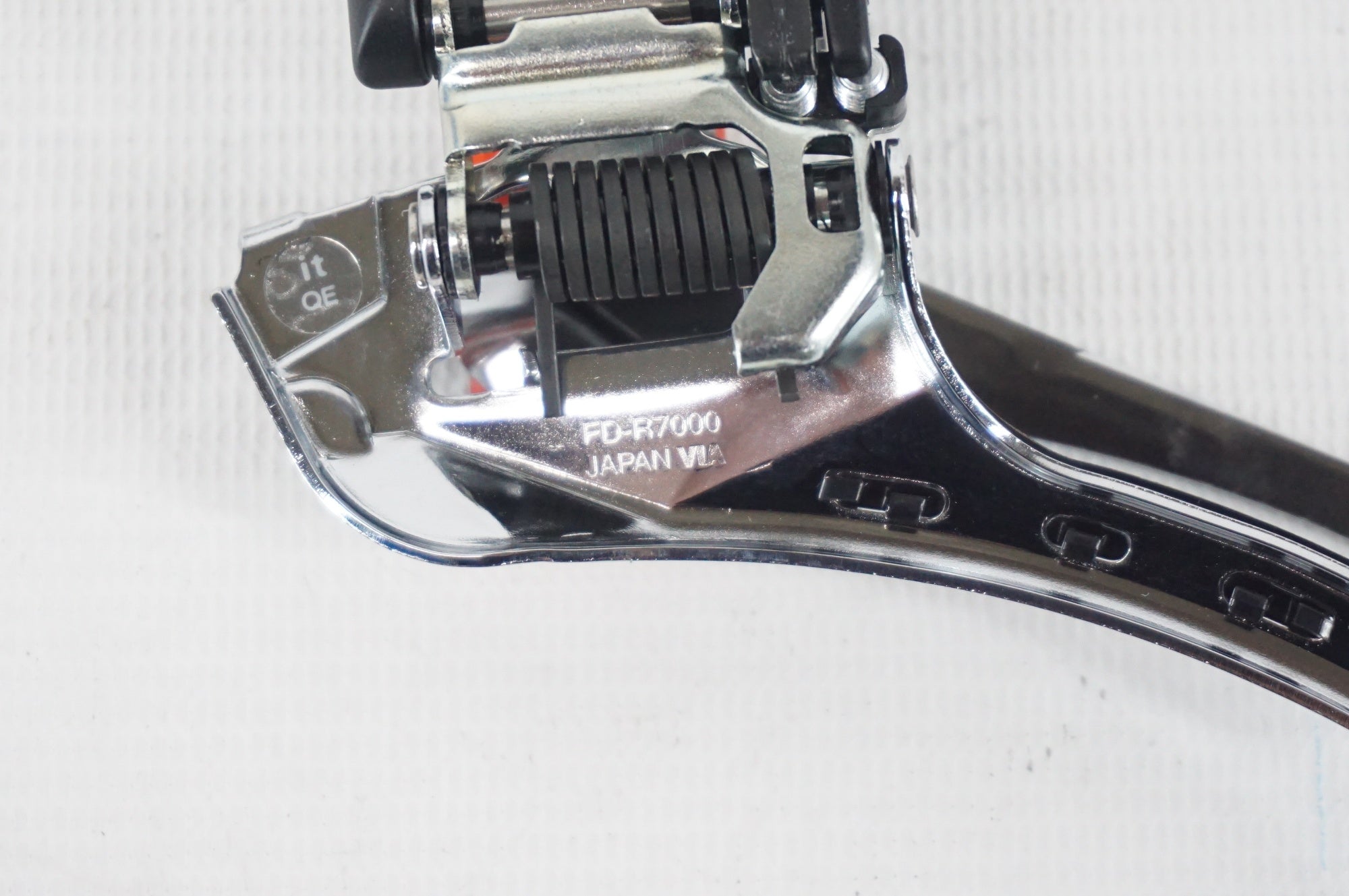 SHIMANO 「シマノ」 105 FD-R7000 フロントディレイラー / 阪急塚口店