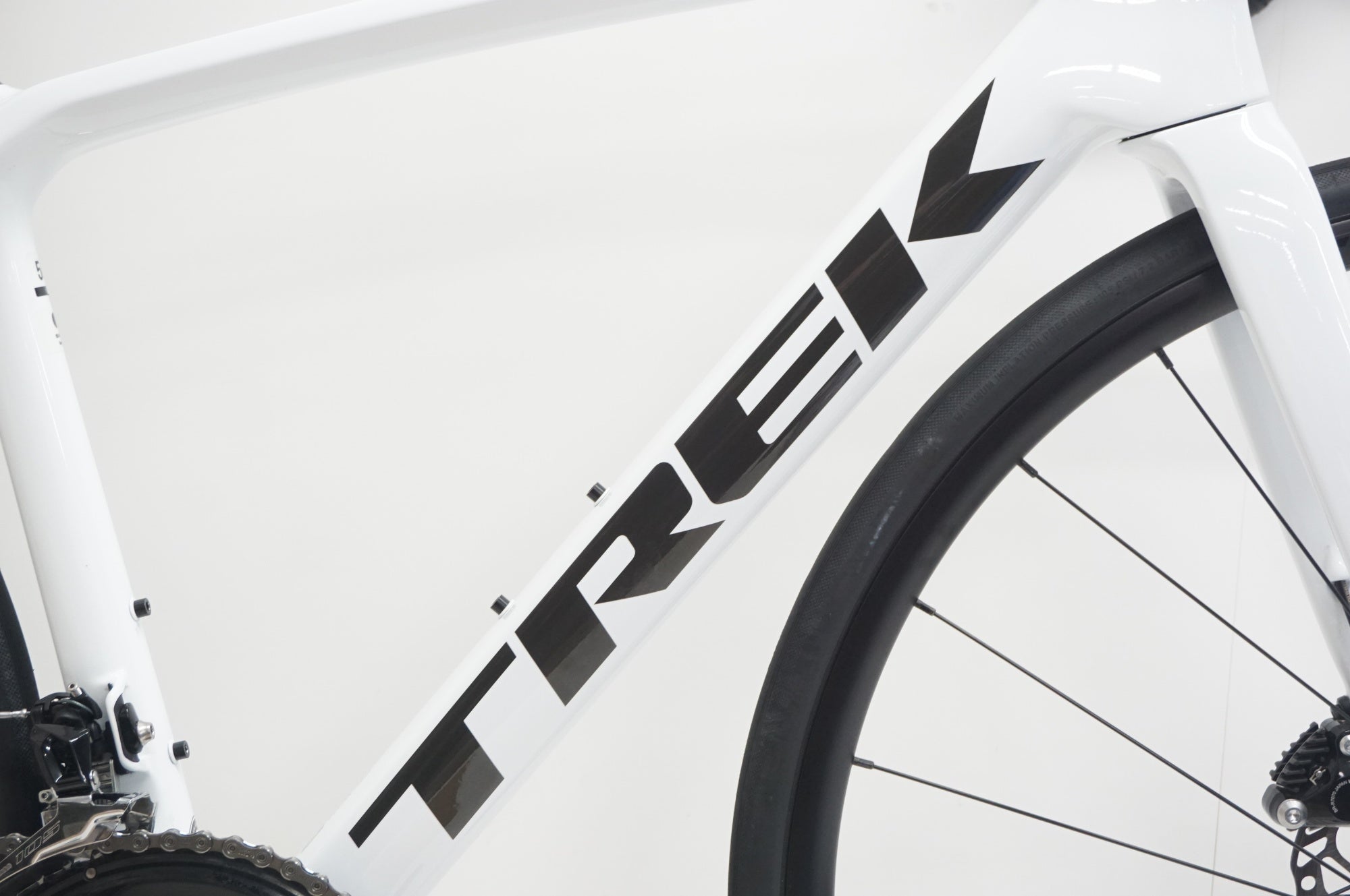 TREK 「トレック」 EMONDA SL5 2026年モデル ロードバイク / 福岡店