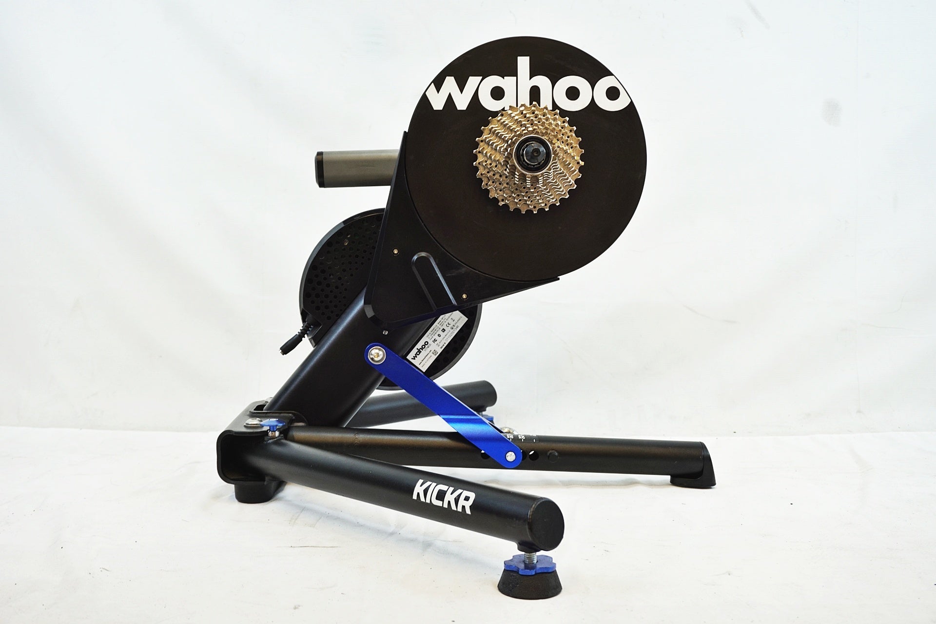 WAHOO 「ワフー」 KICKR V4 WF113 スマートトレーナー / 有明ガーデン