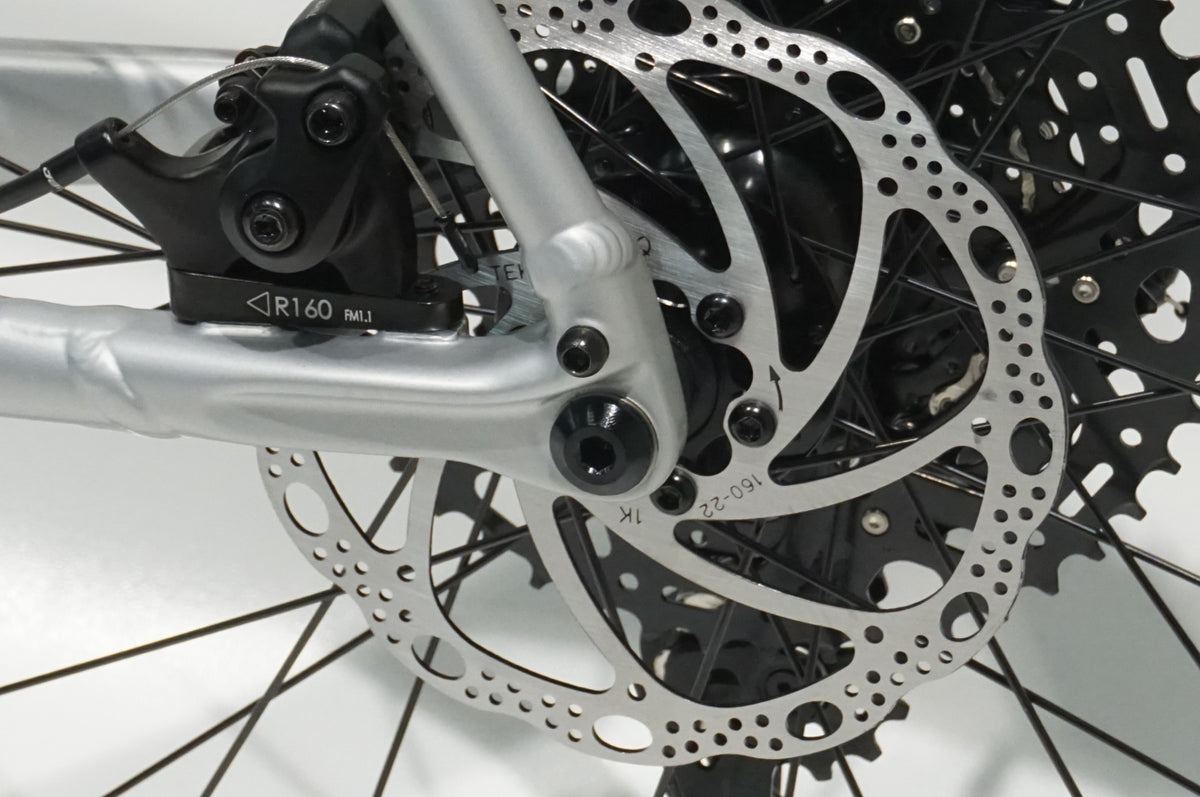 CINELLI 「チネリ」 ZYDECO SILVER BOOTLEG 2024年モデル クロスバイク / 浜松店