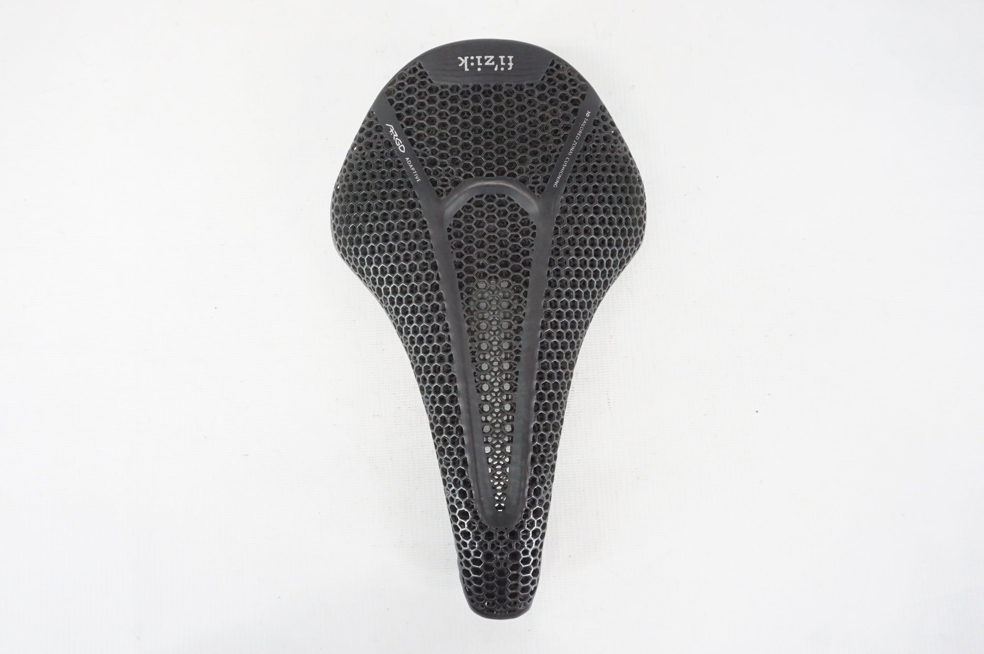 FIZIK 「フィジーク」 VENTO ARGO R3 ADAPTIVE サドル / 阪急塚口店