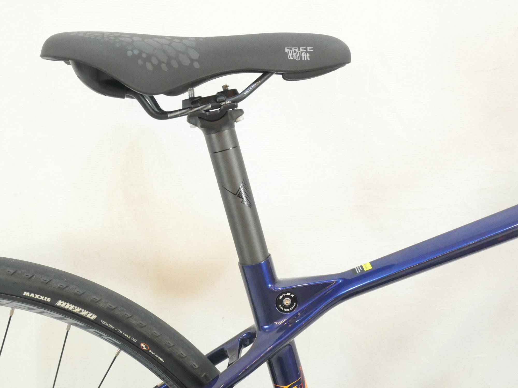 MERIDA 「メリダ」 SILEX6000 2018年モデル ロードバイク / バイチャリ浦和ベース