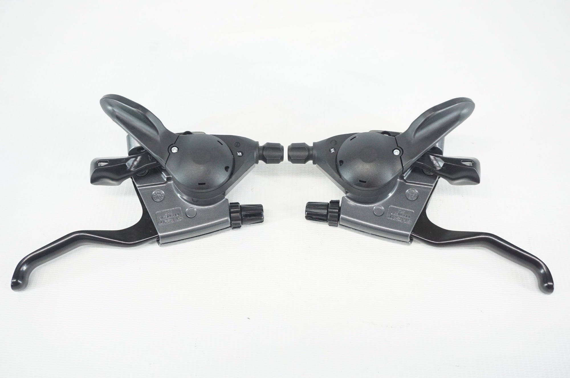 SHIMANO 「シマノ」 CLARIS ST-RS200 シフトブレーキレバー / 阪急塚口店