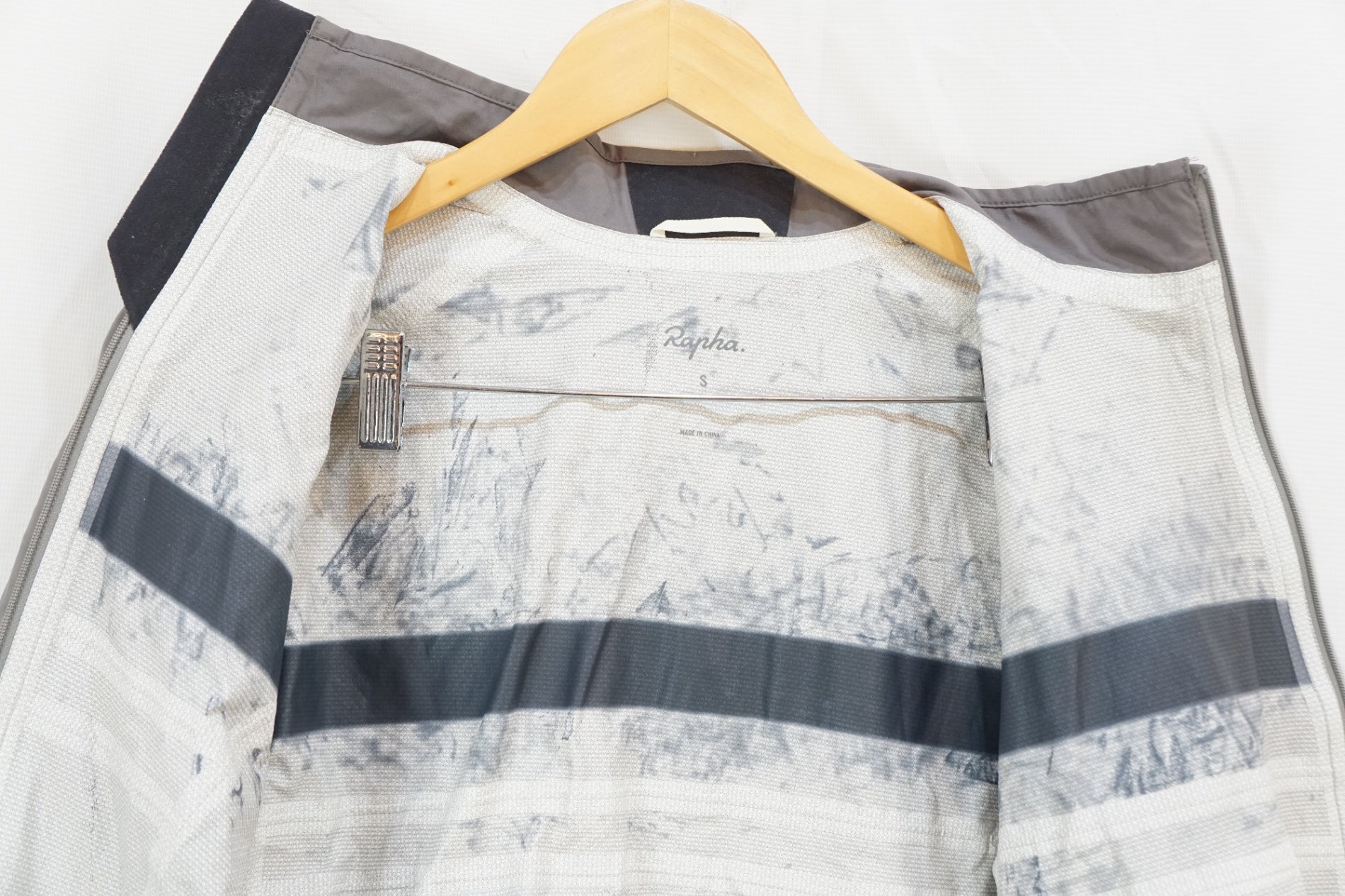 RAPHA 「ラファ」 CORE RAIN Sサイズ ジャケット / バイチャリ浦和ベース