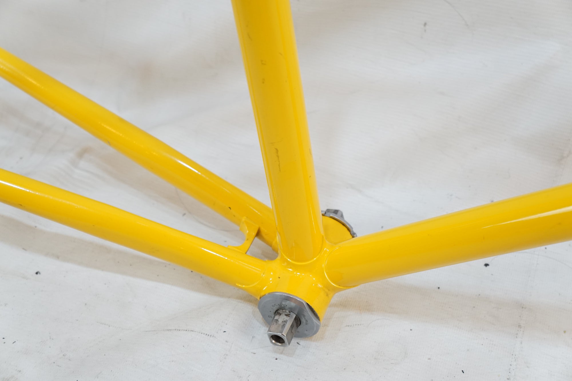 STRATOS 「ストラトス」 NJS 年式不明 ピストフレーム / バイチャリ浦和ベース