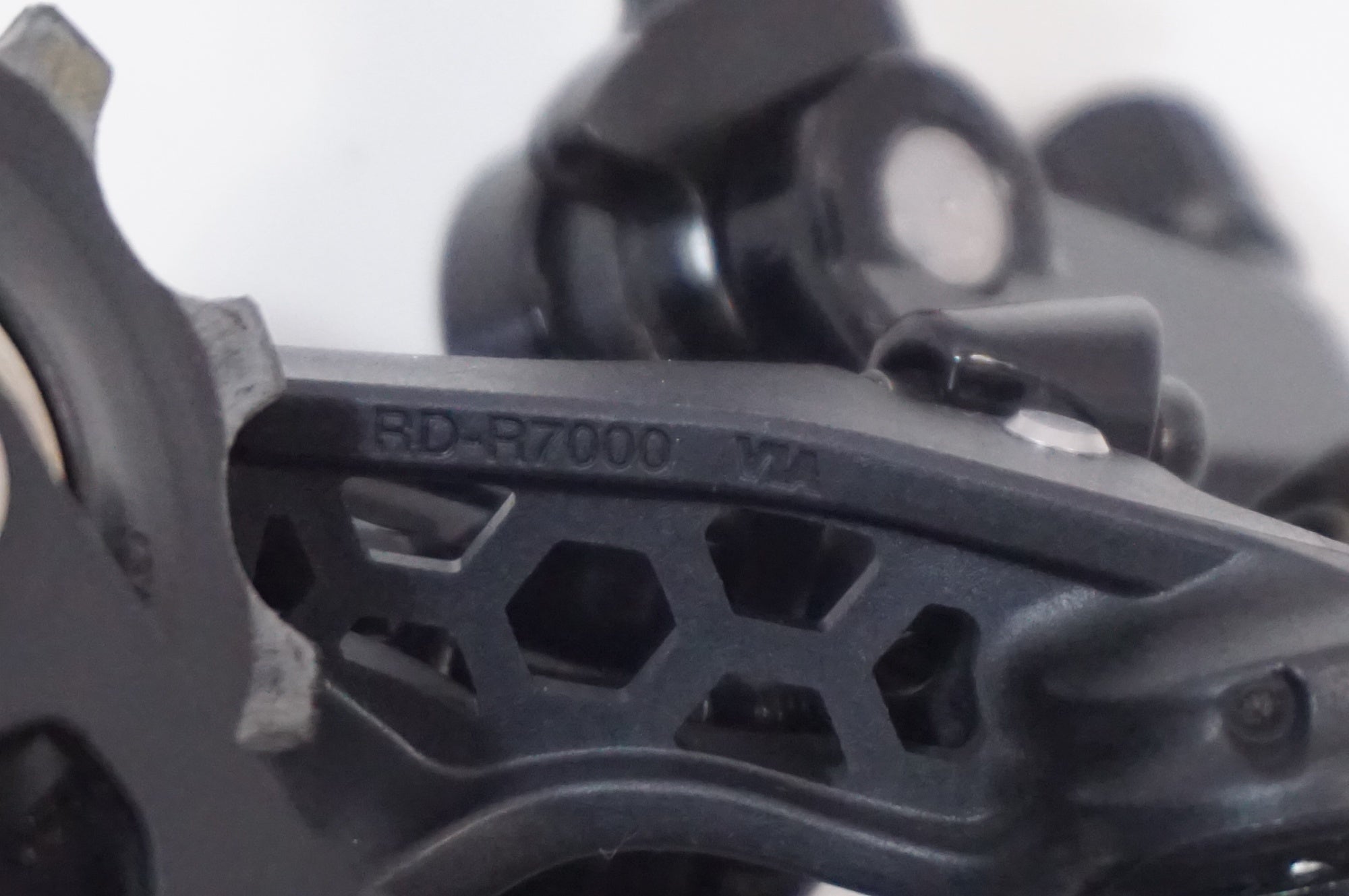 SHIMANO 「シマノ」 105 RD-R7000 リアディレイラー / 世田谷店