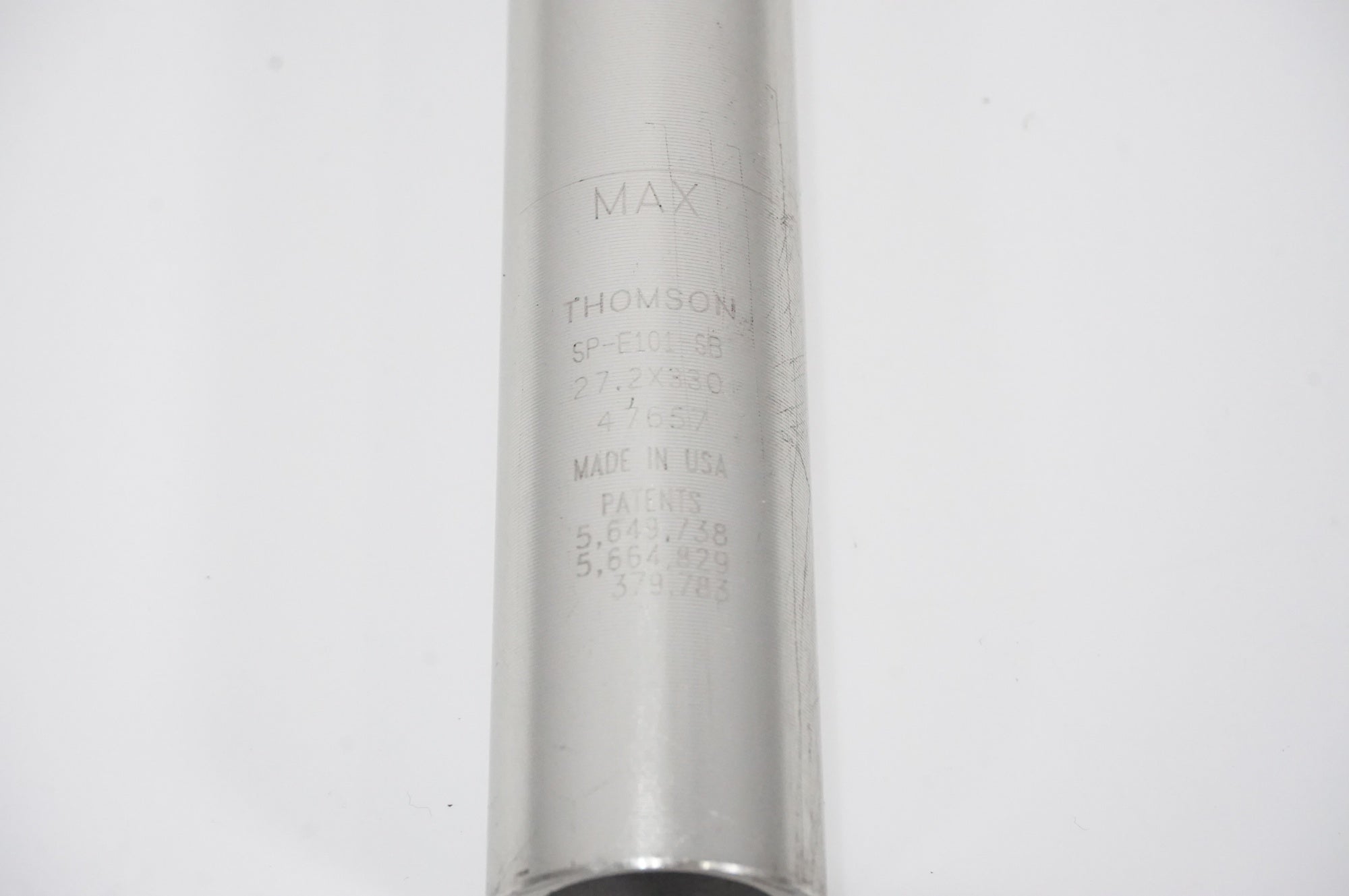 THOMSON 「トムソン」 ELITE SETBACK φ27.2 330mm シートポスト / AKIBA店