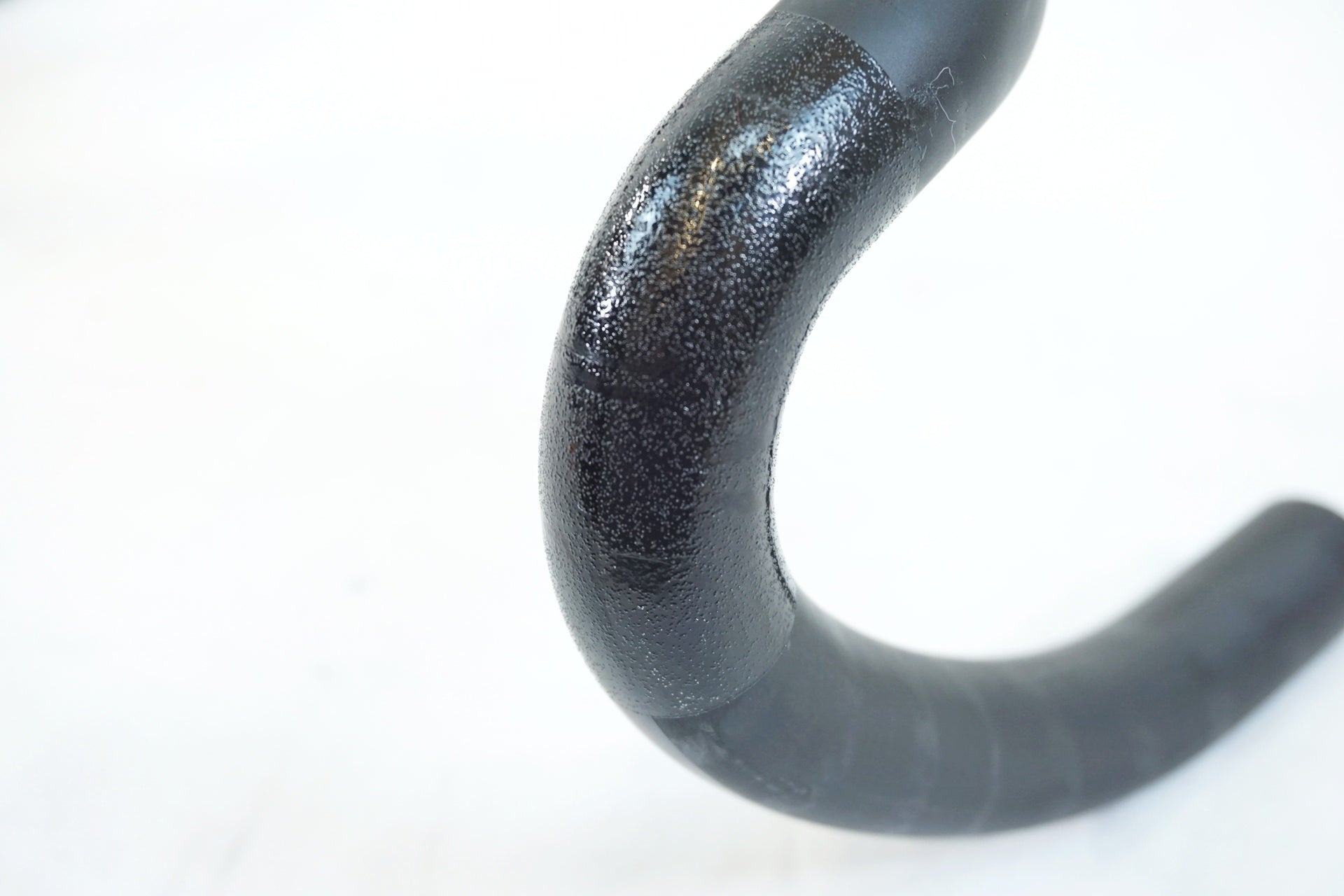 3T 「スリーティー」 ERGONOVA TEAM Φ31.8mm 420mm カーボンハンドル / 有明ガーデン店