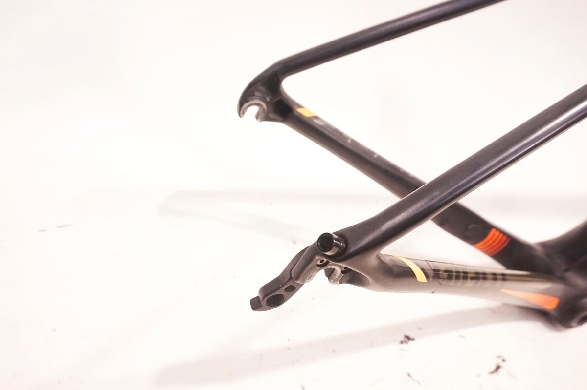 ジャンク GIANT 「ジャイアント」 TCR ADVANCED1 KOM 2018年モデル フレームセット