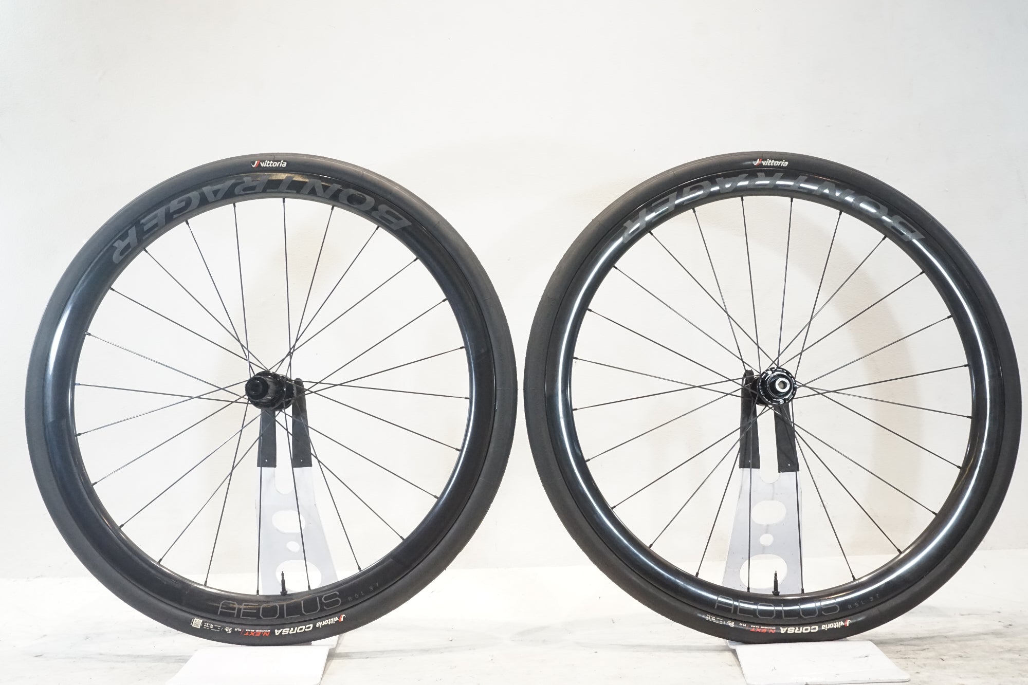 BONTRAGER 「ボントレガー」 AEOLUS RSL 37 TLR DISC シマノ11速
