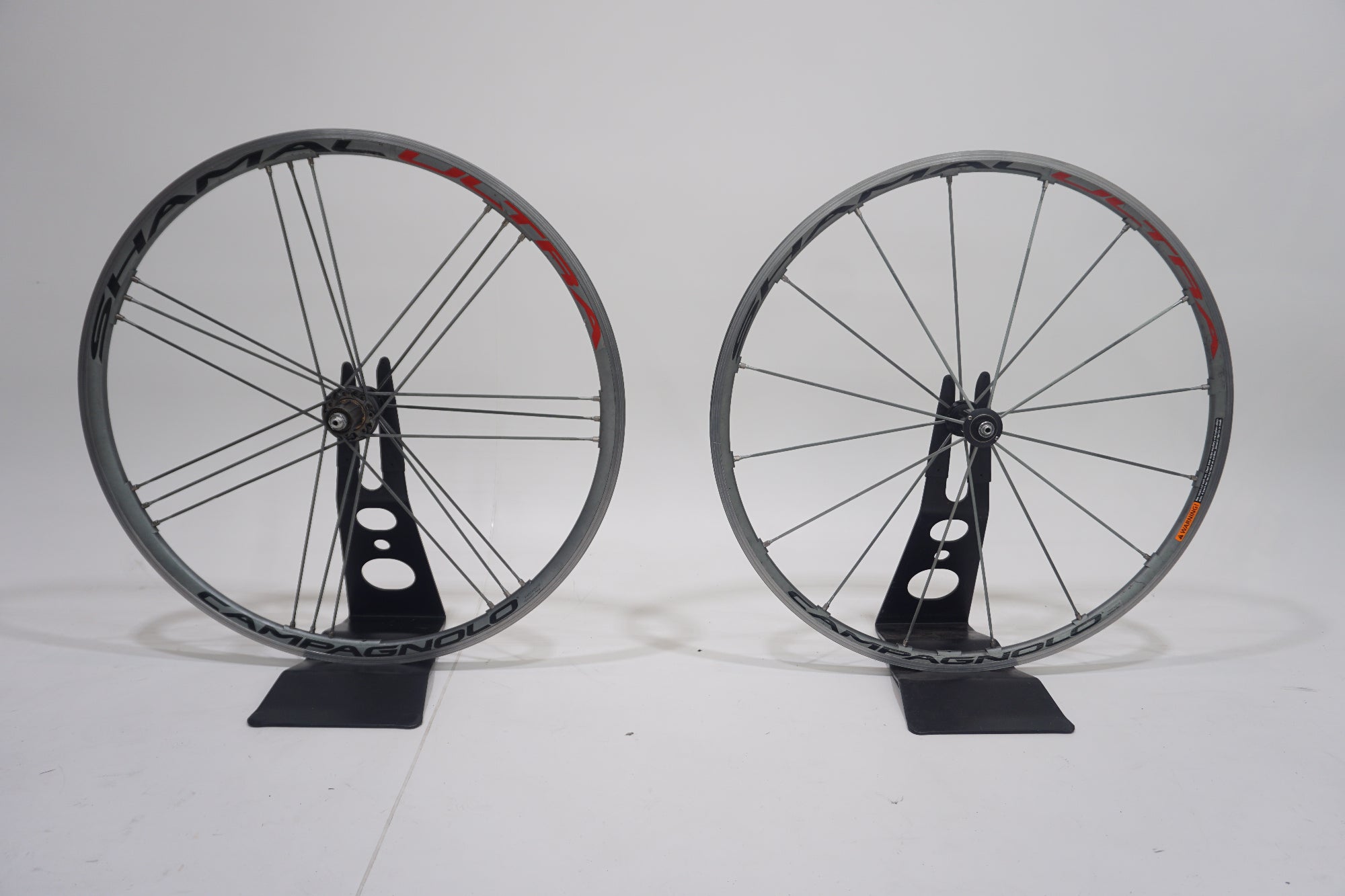 CAMPAGNOLO 「カンパニョーロ」 SHAMAL ULTRA チタニウムカラー